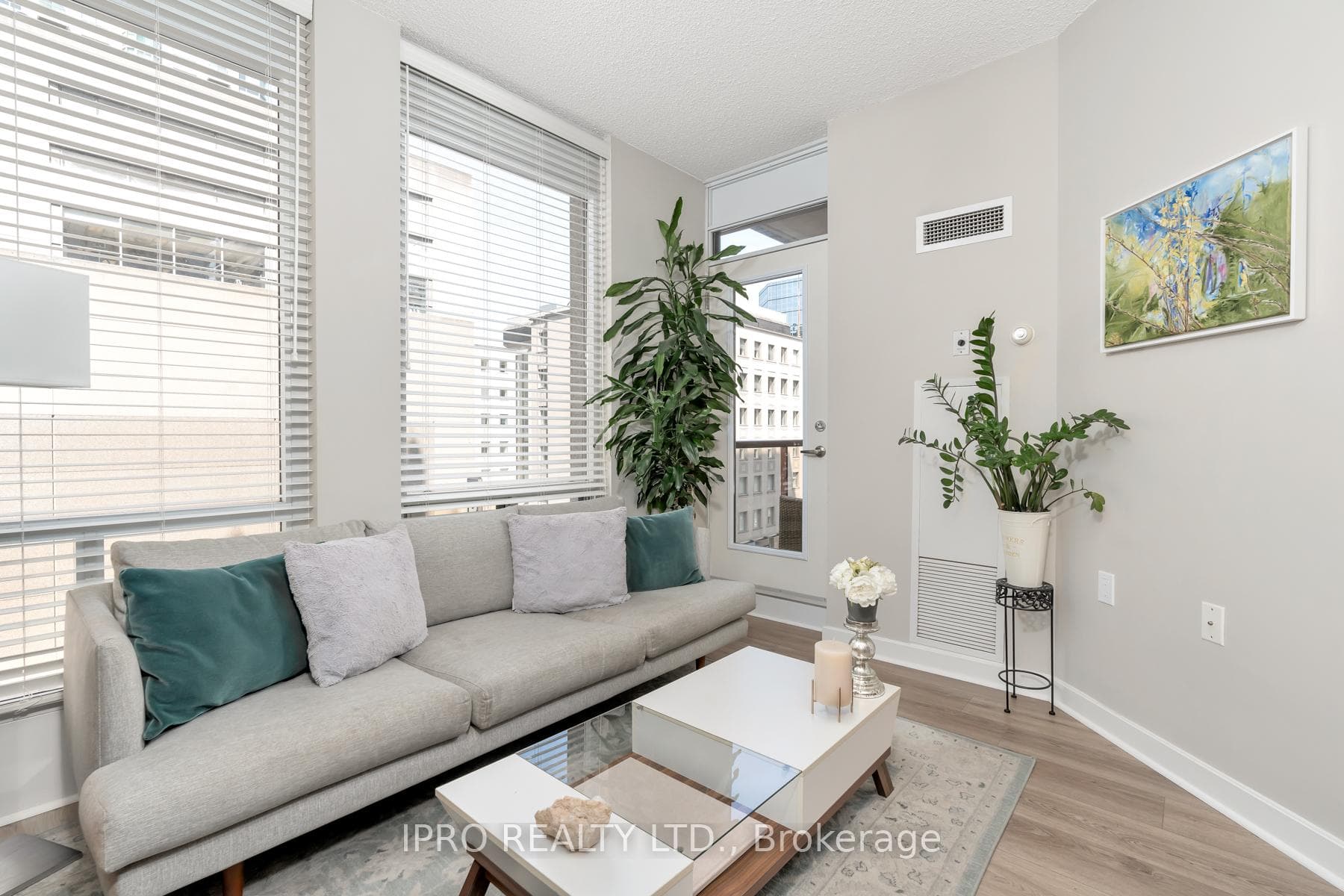 85 Bloor Street Unit 604 photo 22
