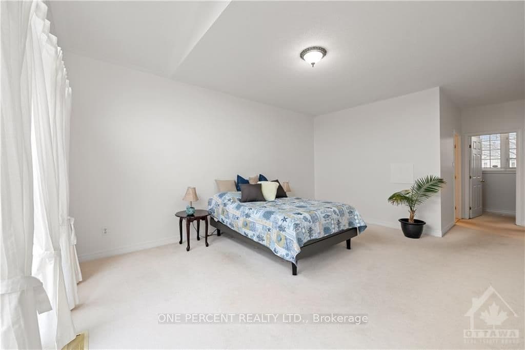 77 WEST RIDGE Drive photo 12