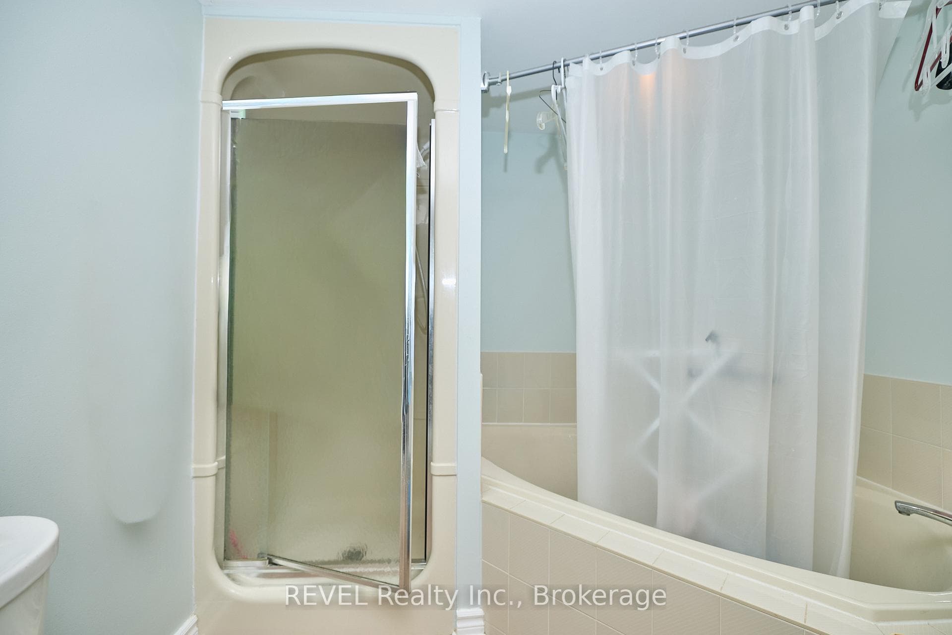 1061 Vansickle Road Unit 106 photo 9