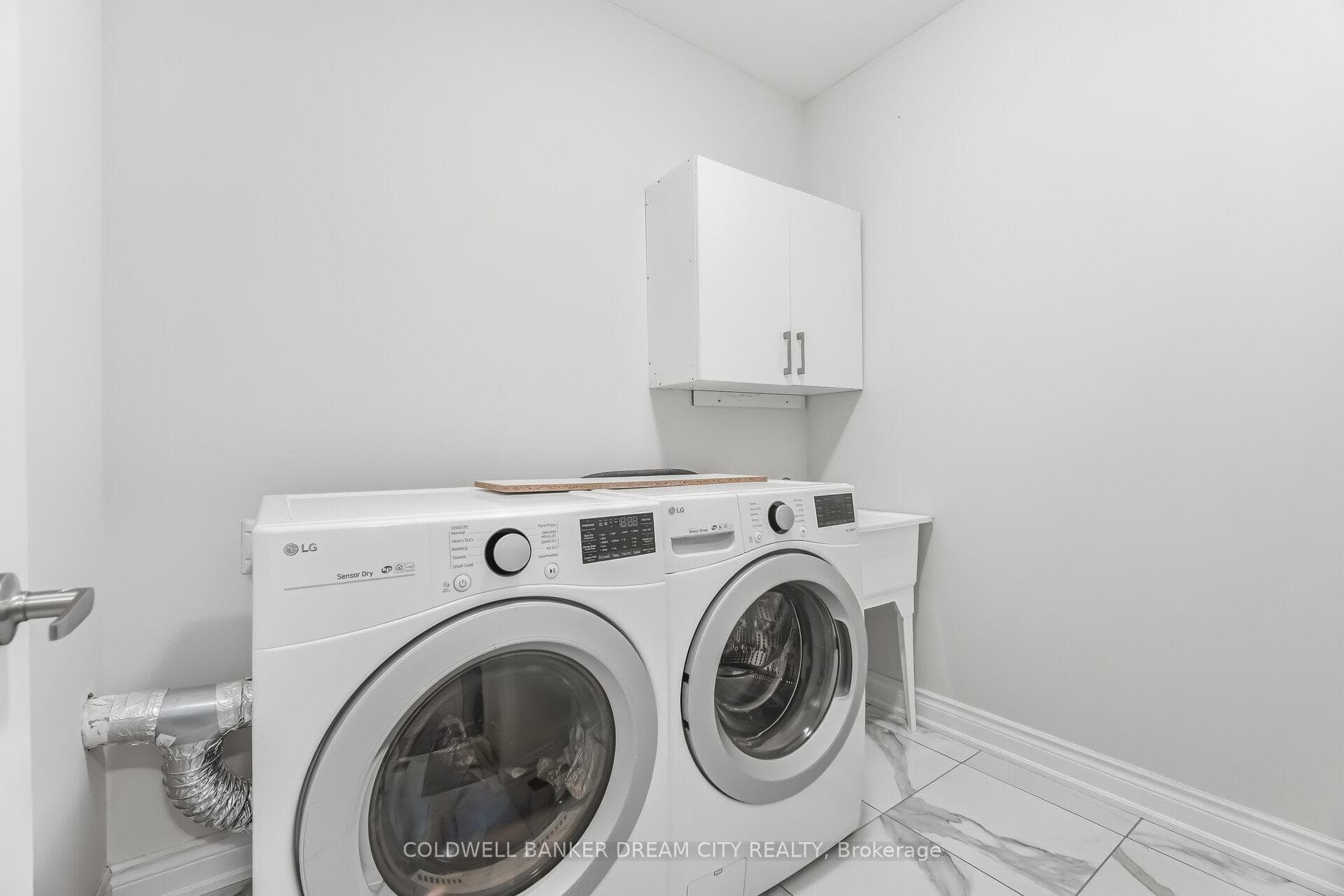 382 Kirkham Drive photo 19