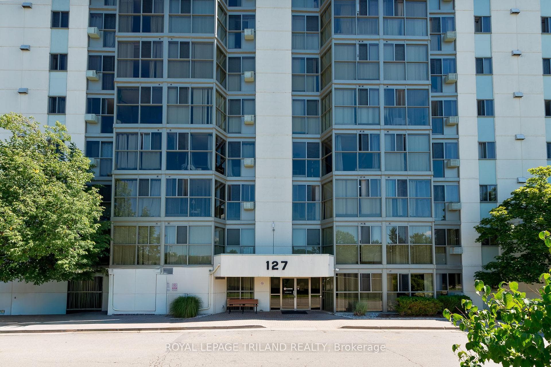 127 Belmont Drive Unit 802 photo 1