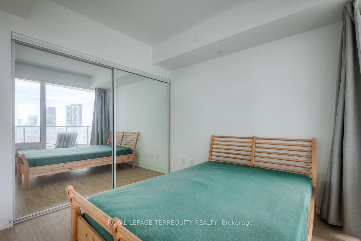85 Wood Street Unit 2701 photo 11