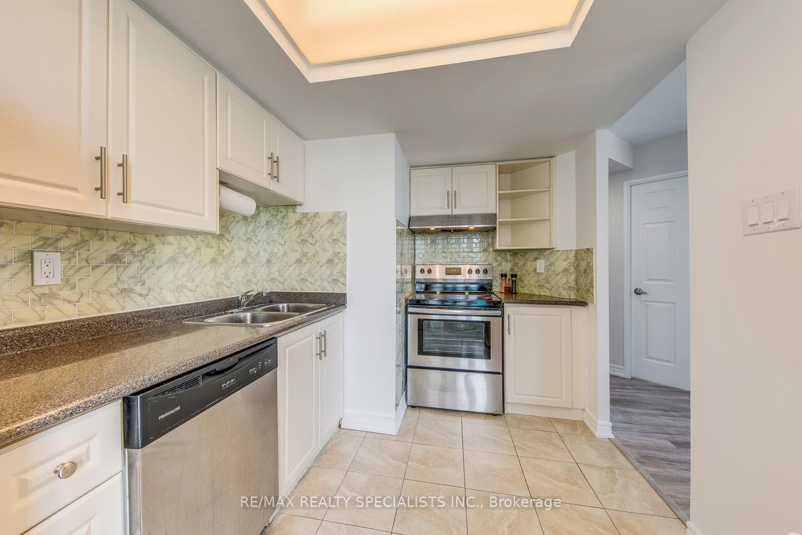 4470 Tucana Court Unit 1412 photo 16