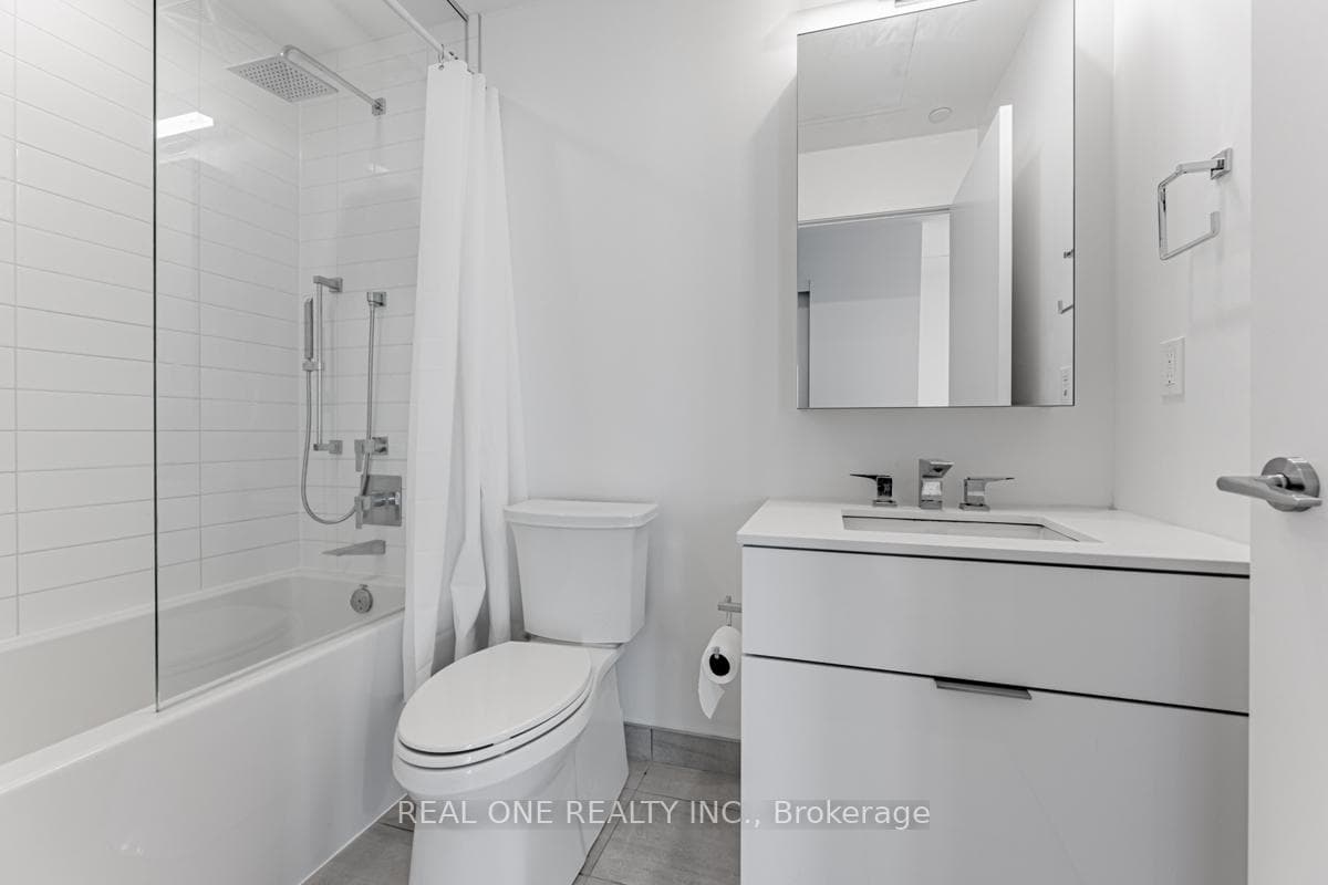 20 Lombard Street Unit 3602 photo 20