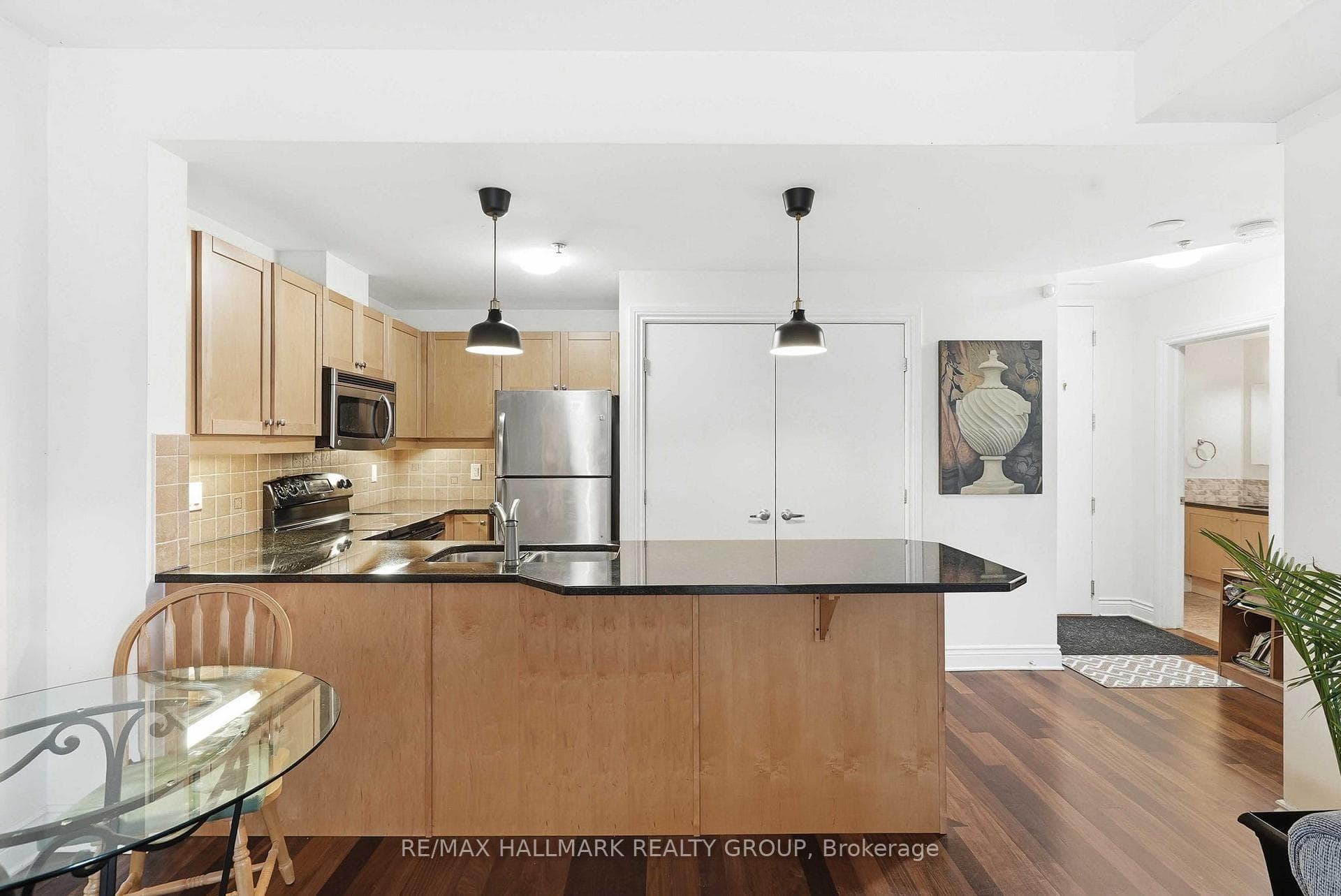 323 Winona Avenue Unit 310 photo 6