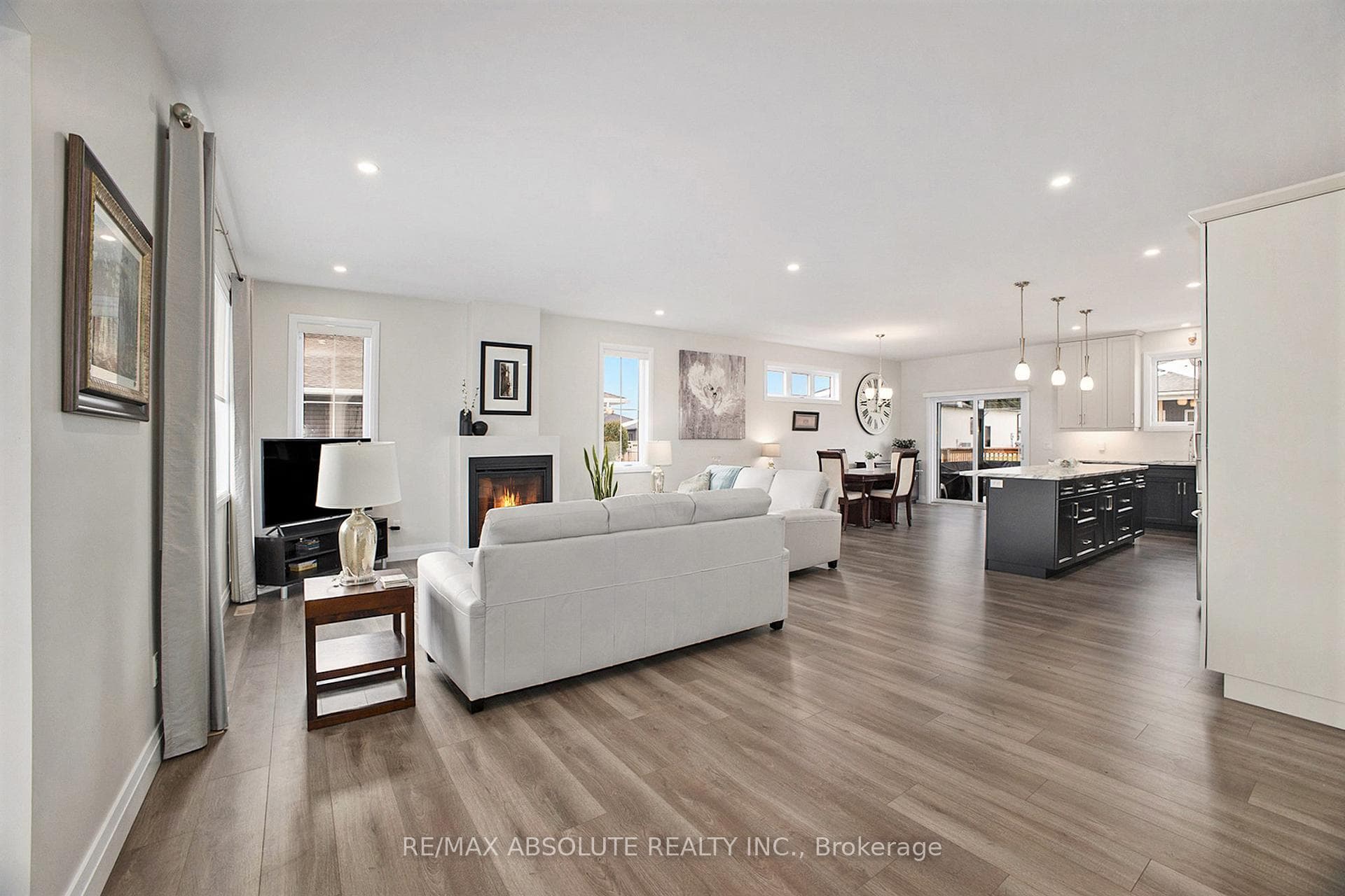 18 Morrison Drive photo 7