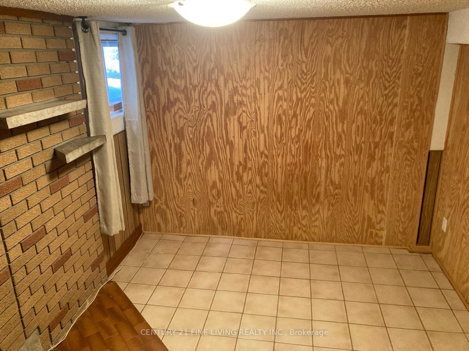 400 Nairn Avenue Unit Lower photo 7