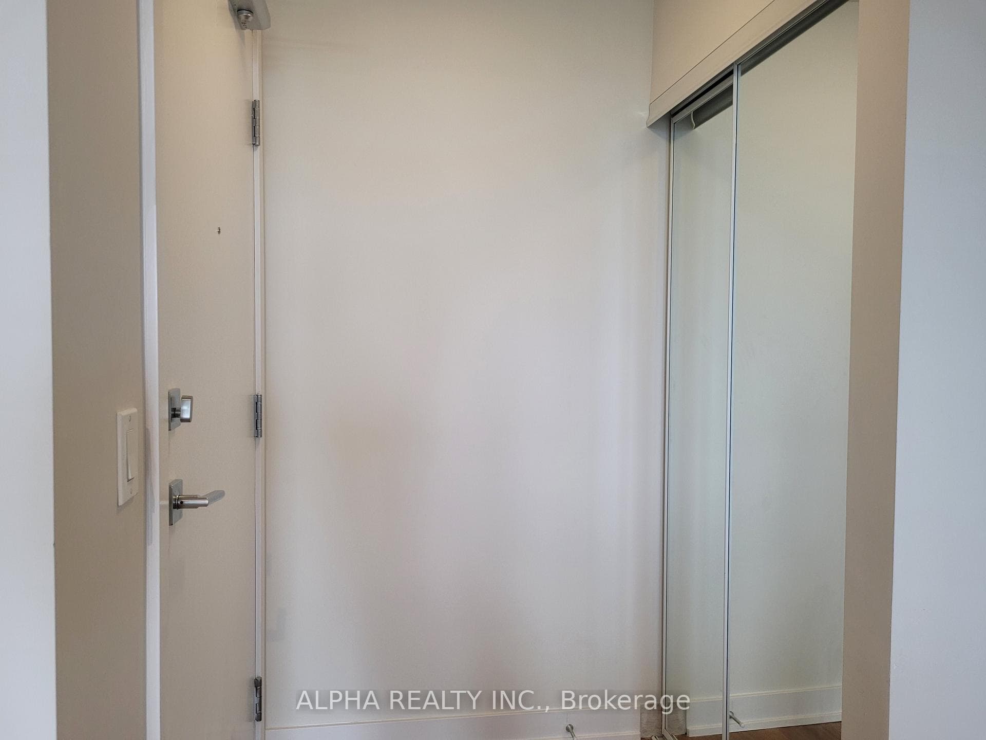 15 Ellerslie Avenue Unit 1107 photo 20