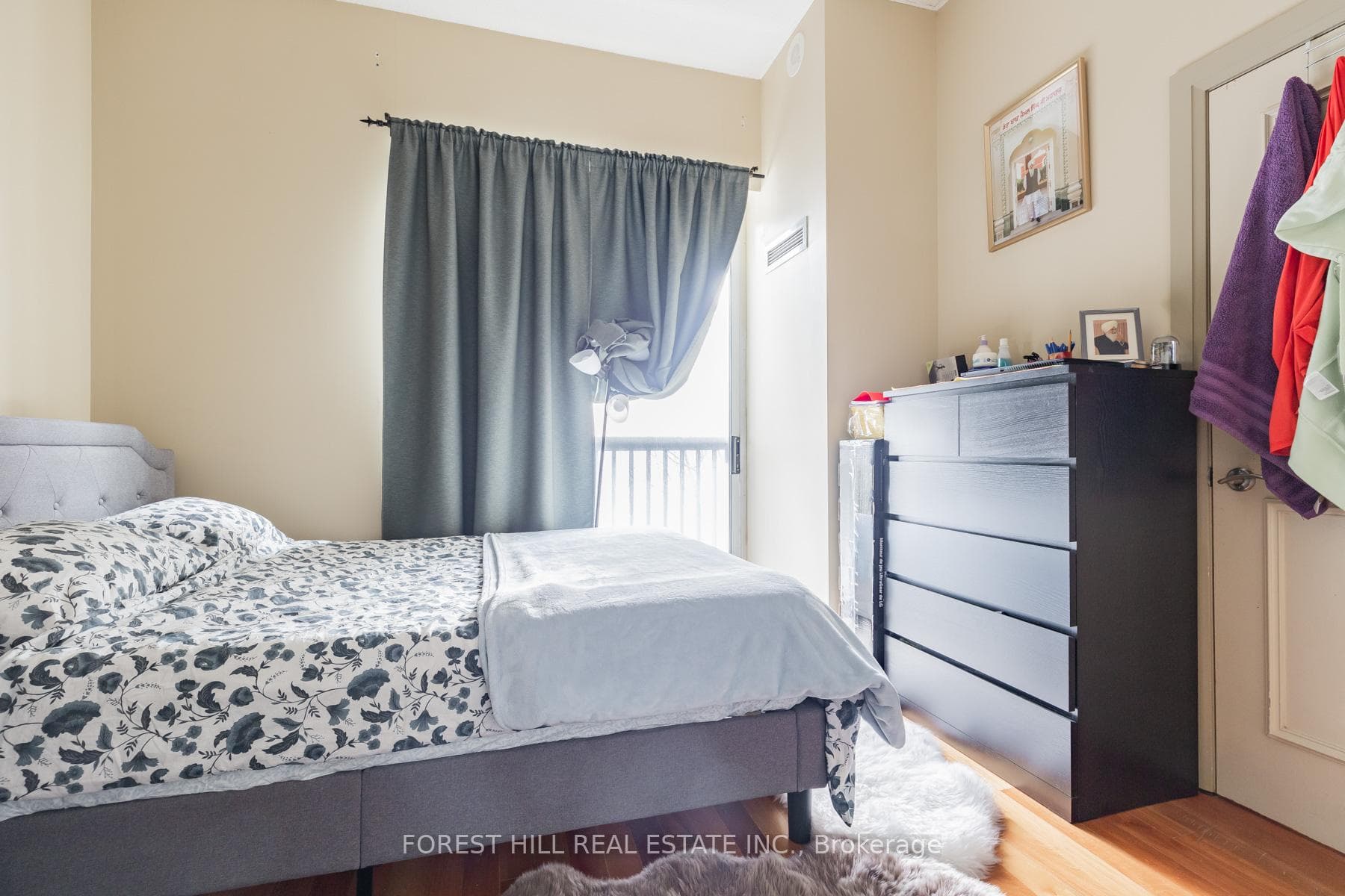 2737 Keele Street Unit 215 photo 16