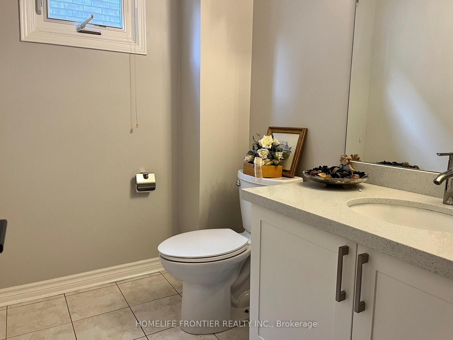 36 Tamara Drive photo 18