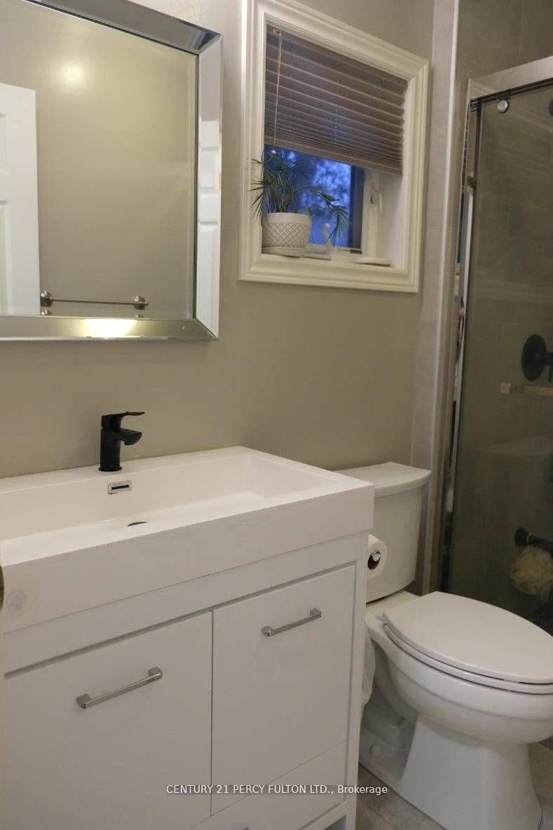 360 Stanfield Drive photo 6