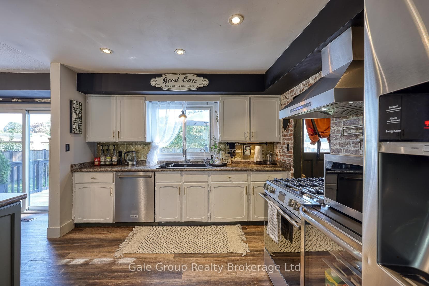 45 Carman Street photo 17