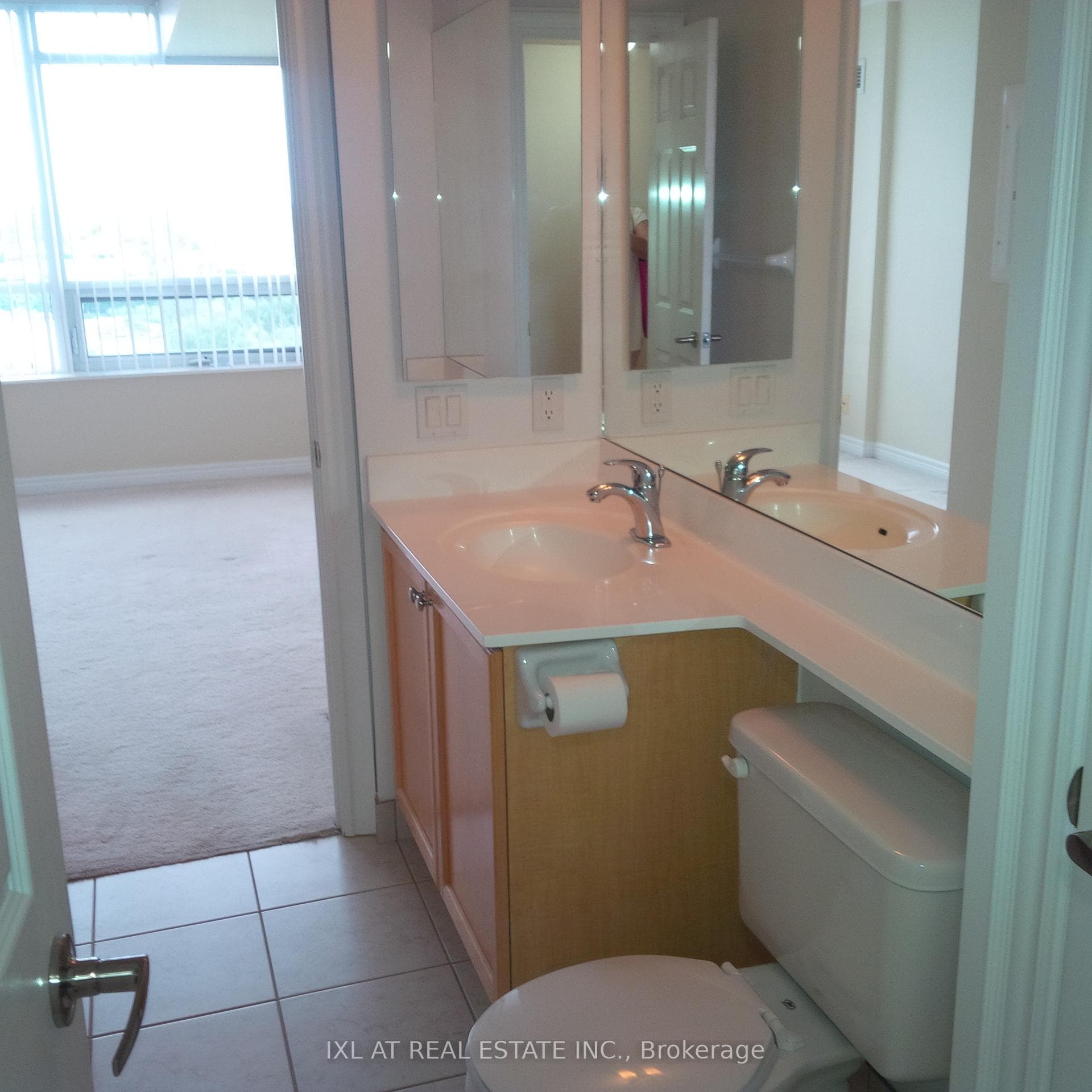 33 Cox Boulevard Unit 1223 photo 4