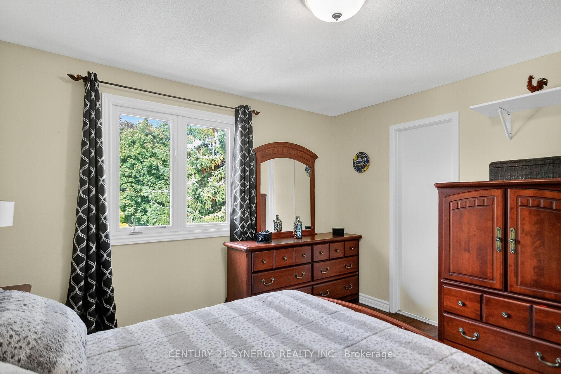 61 Fieldgate Drive photo 20