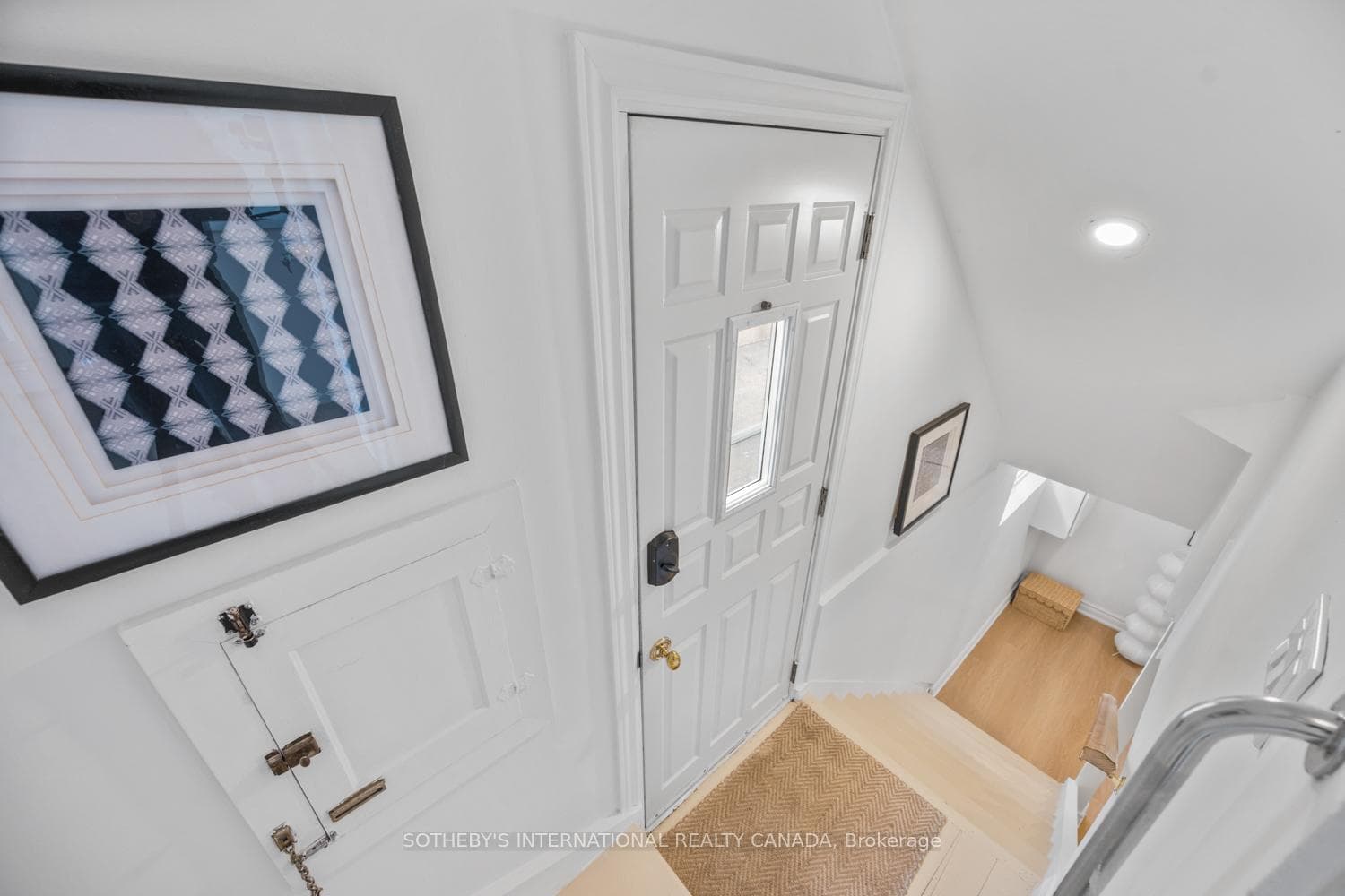 114 Glenvale Boulevard photo 23
