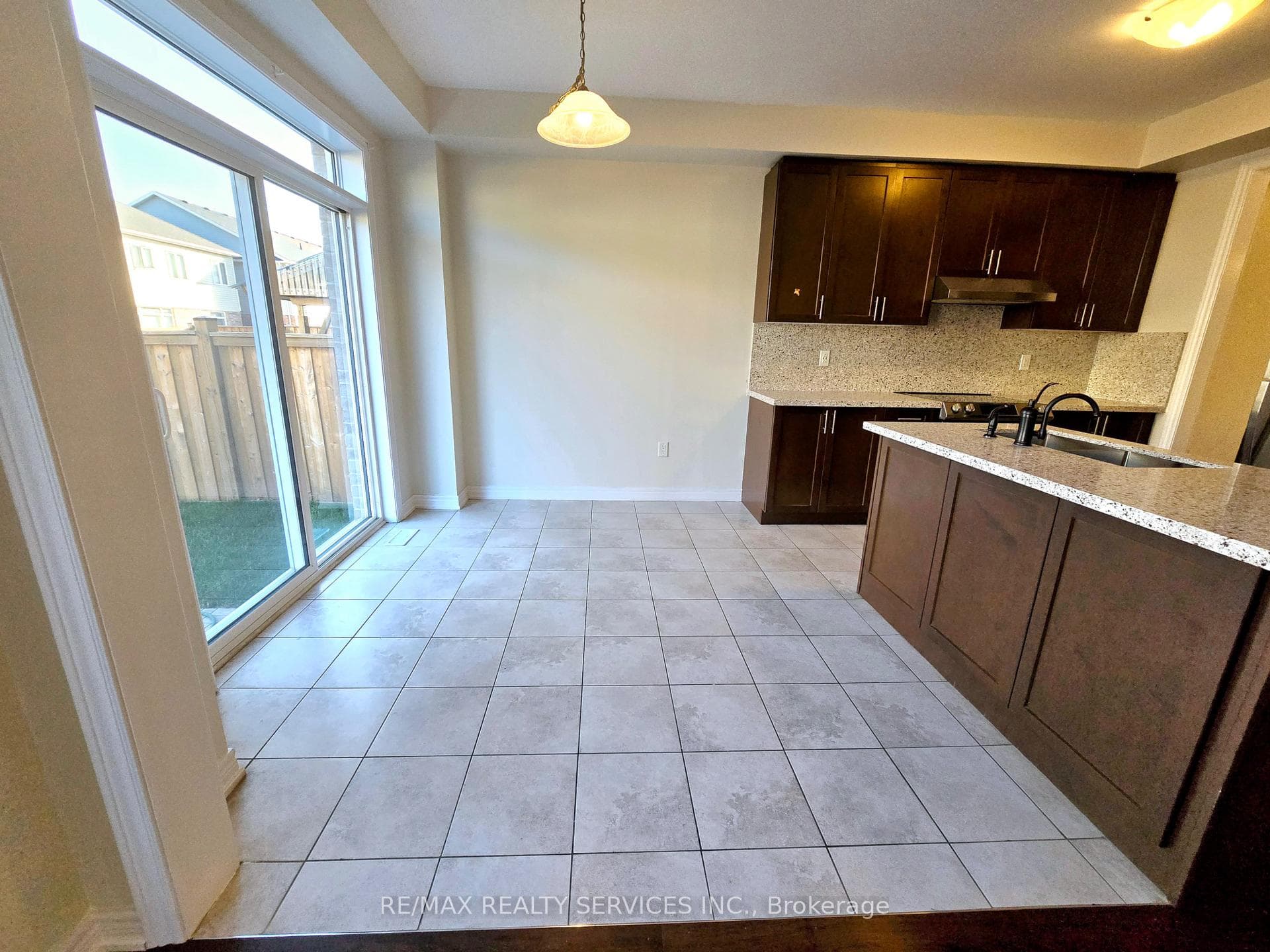 64 Mullholland Avenue photo 13