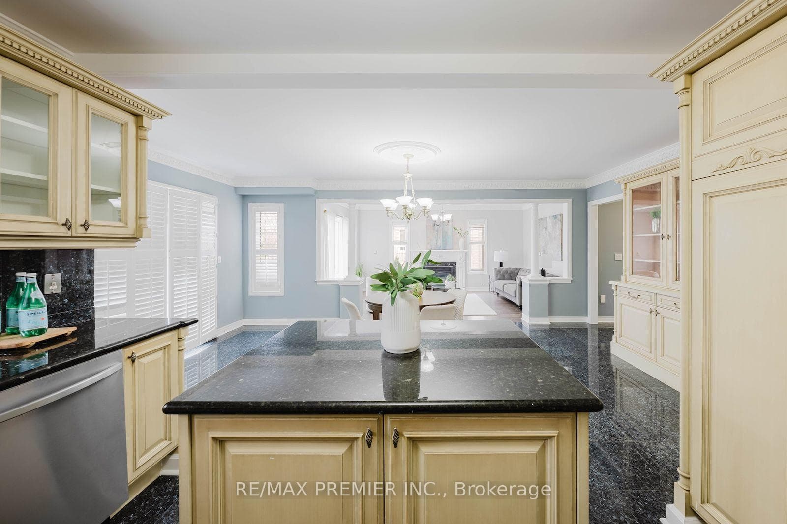 16 St Michele Place Unit Upper photo 17