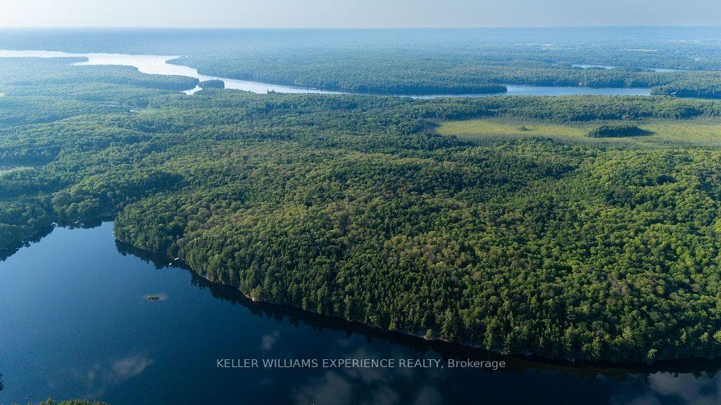 2101 Ahmic Lake Road photo 22