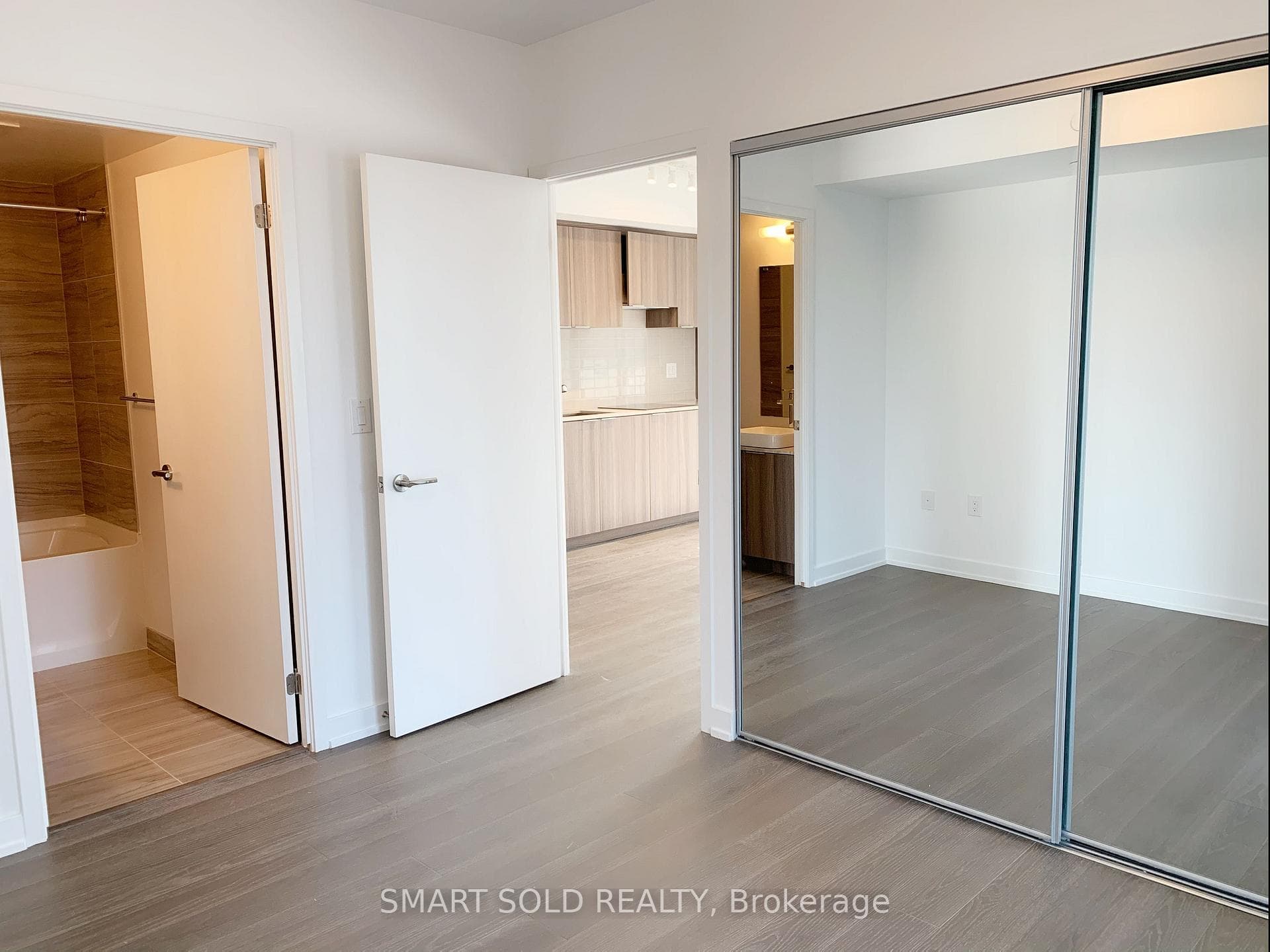 11 Wellesley Street Unit 1408 photo 4