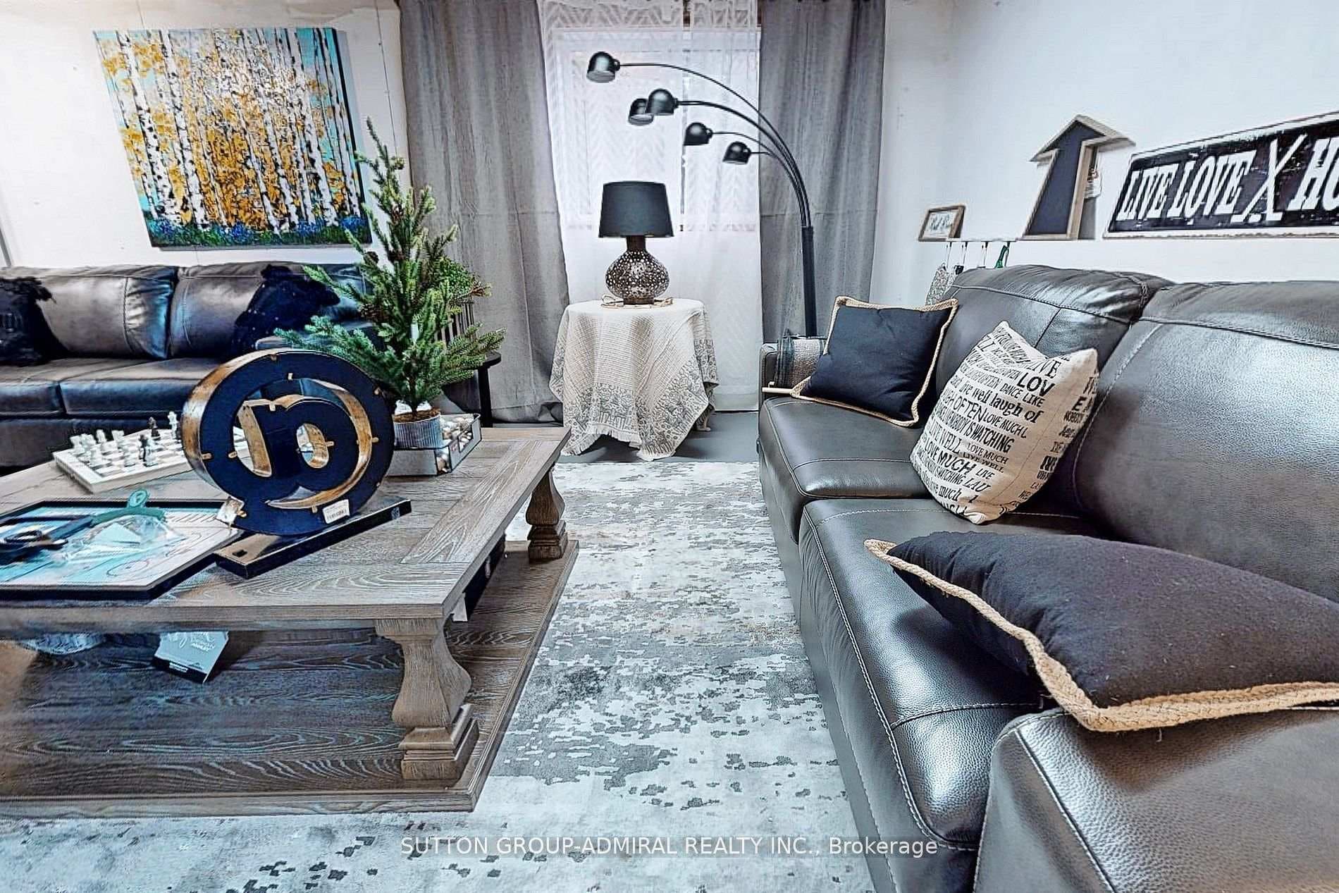 8 Clarke Avenue photo 30