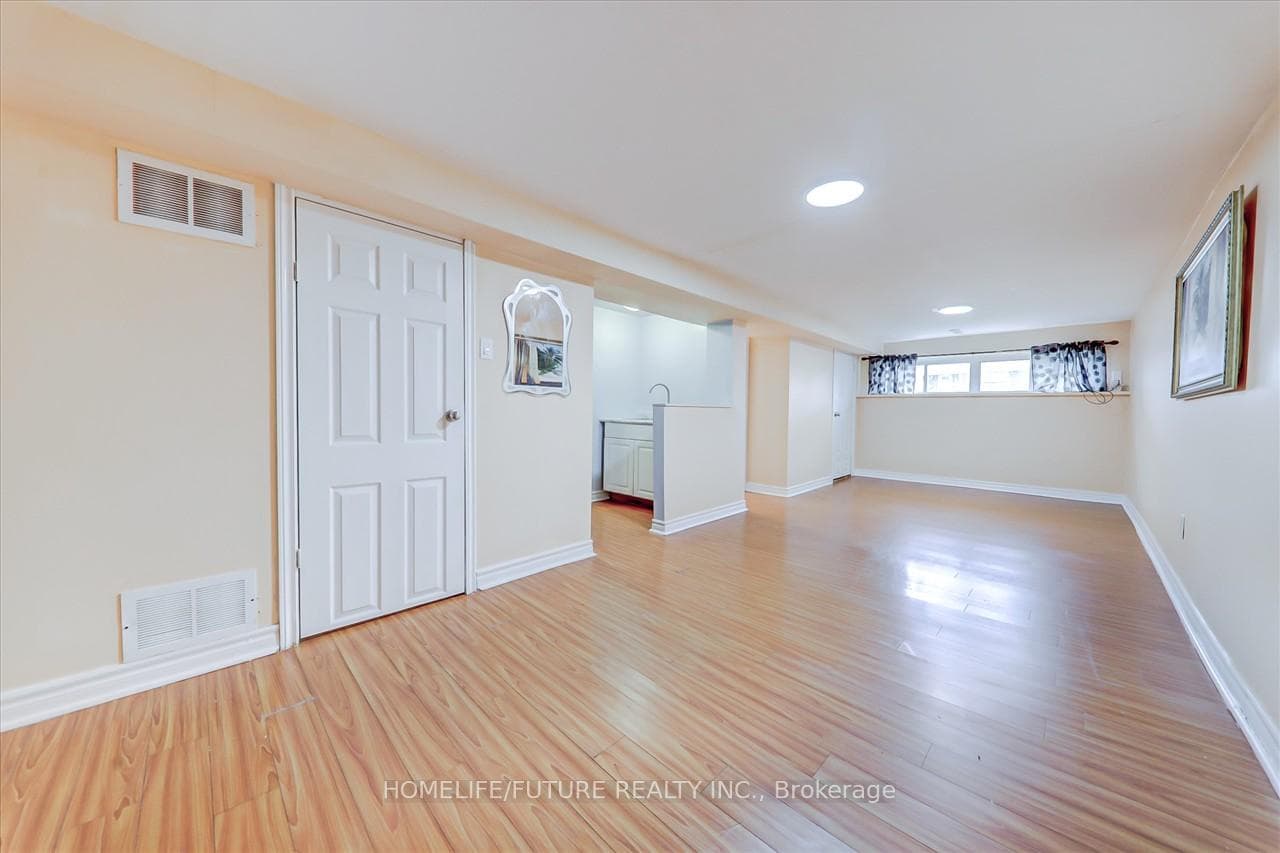 3 Burkwood Crescent photo 19