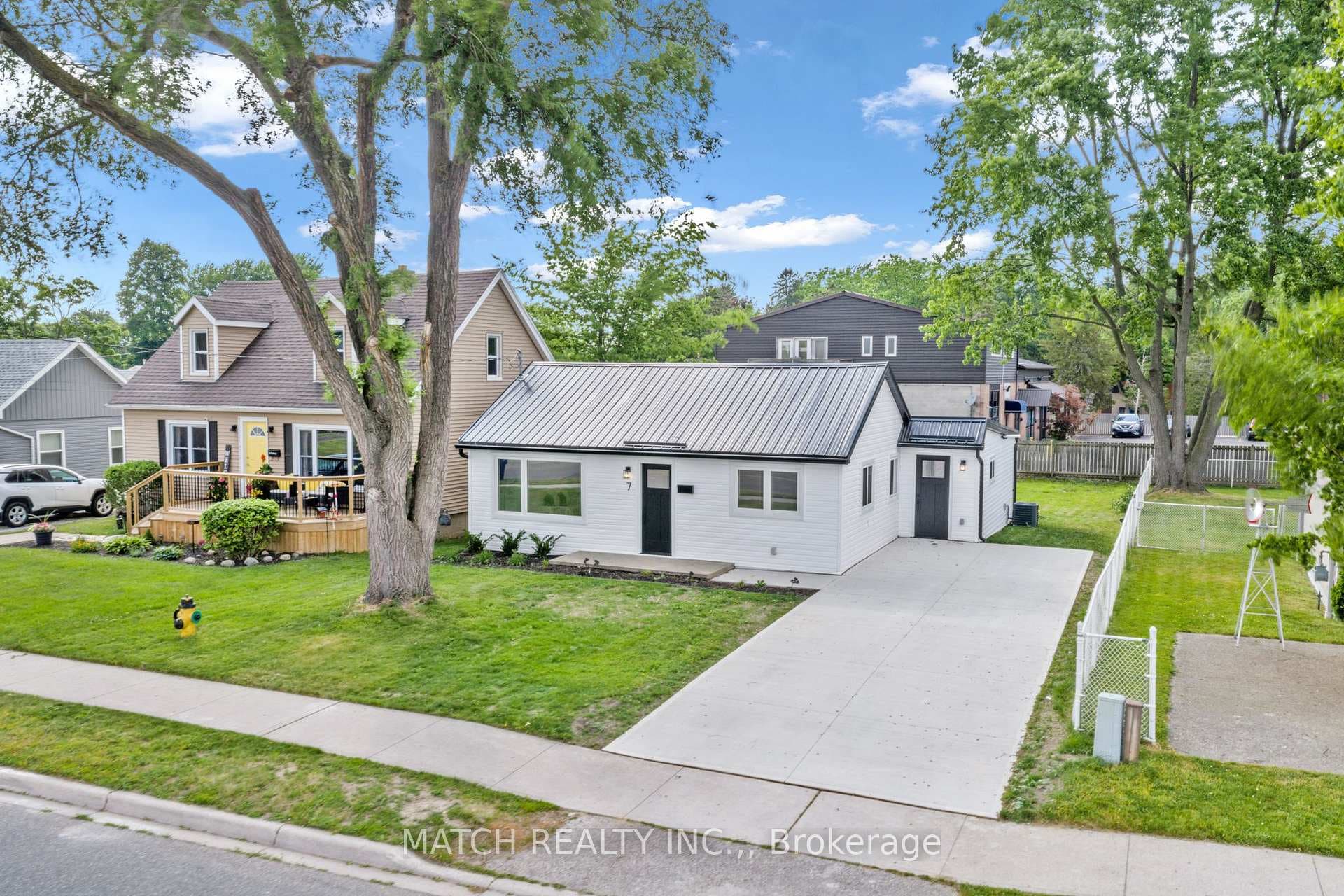 7 Oxley Drive photo 38