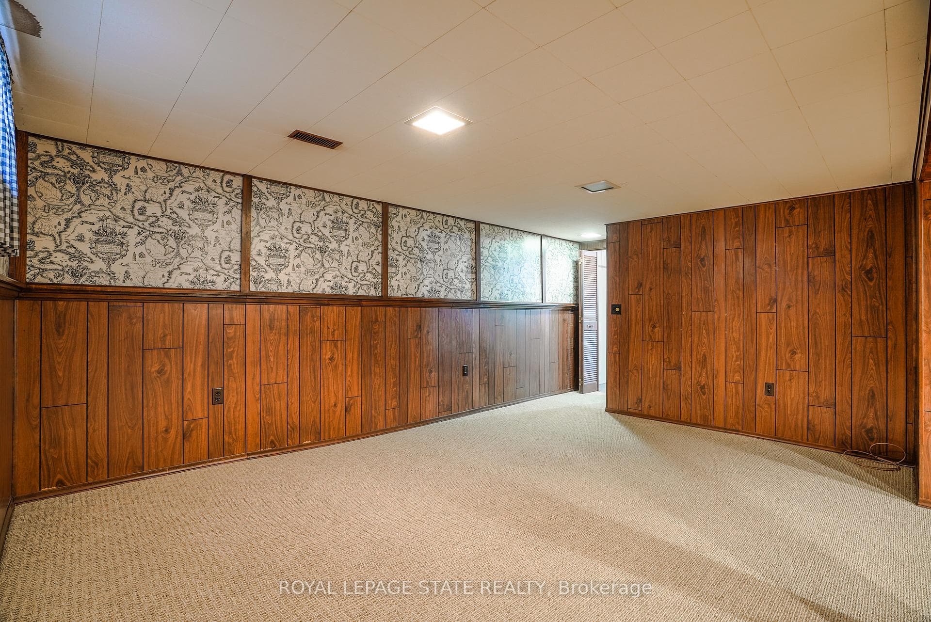 90 St Andrews Drive photo 28