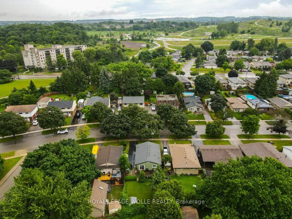 59 Lucerne Drive photo 30