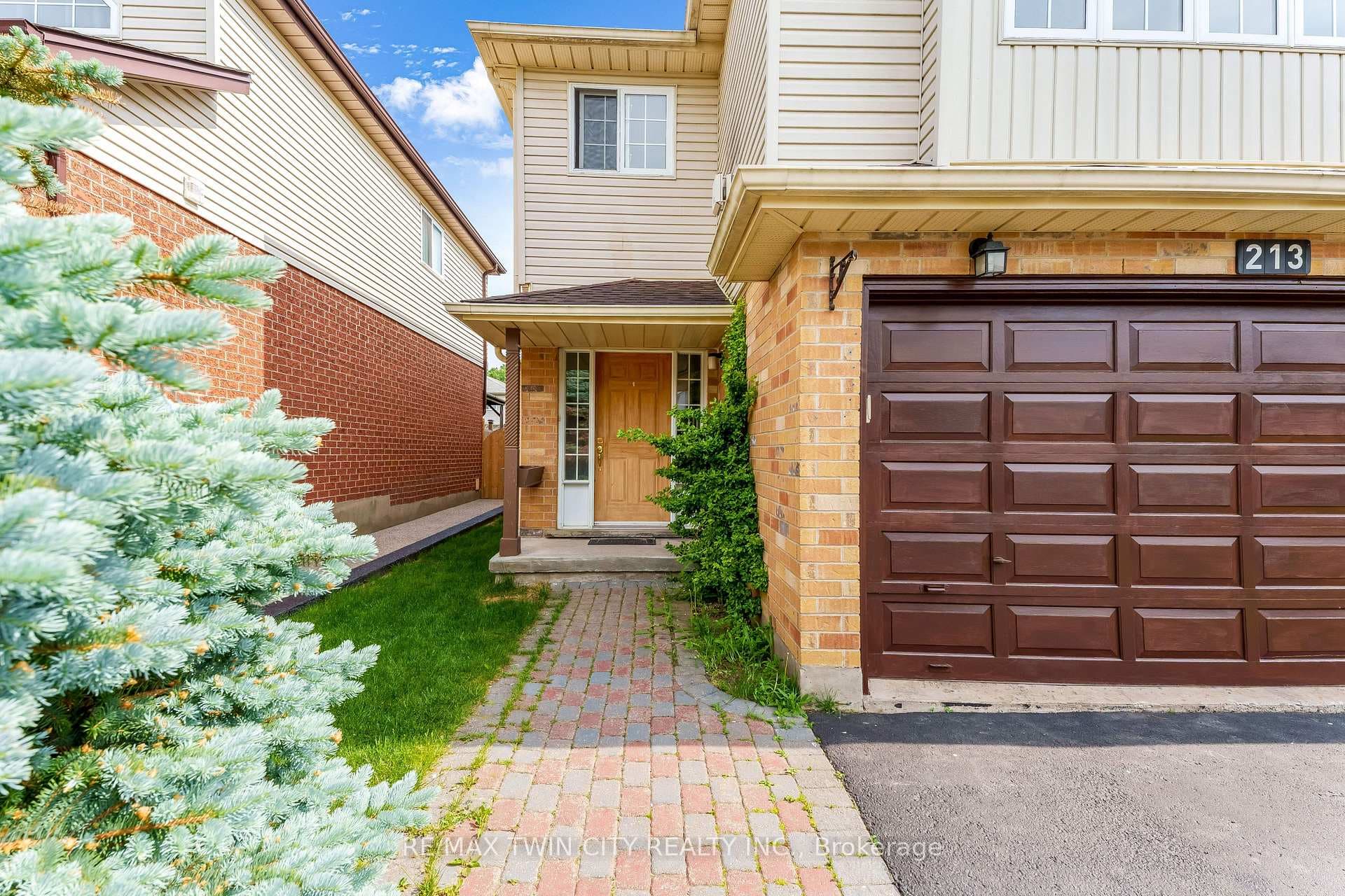 213 Grey Fox Drive photo 3