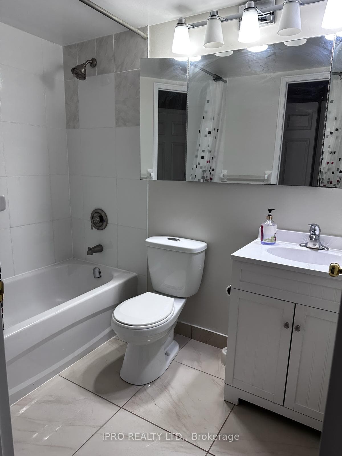 8 Pemberton Avenue Unit 401 photo 21