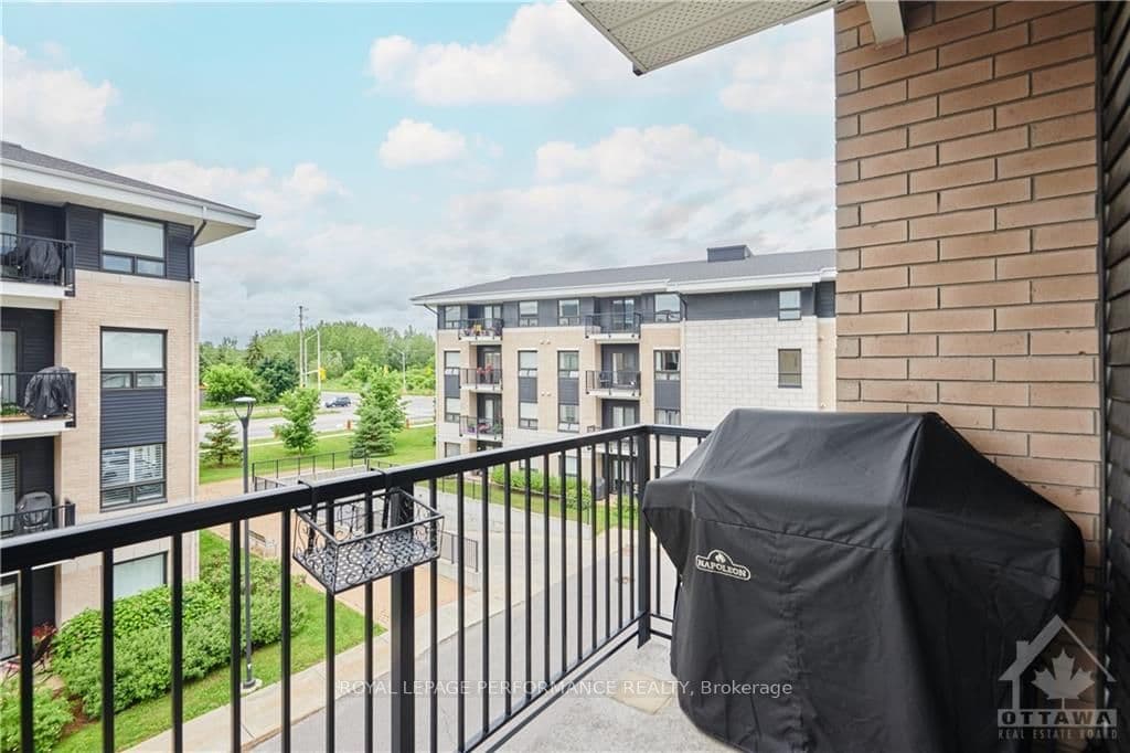 225 WINTERFELL Unit 306 photo 28