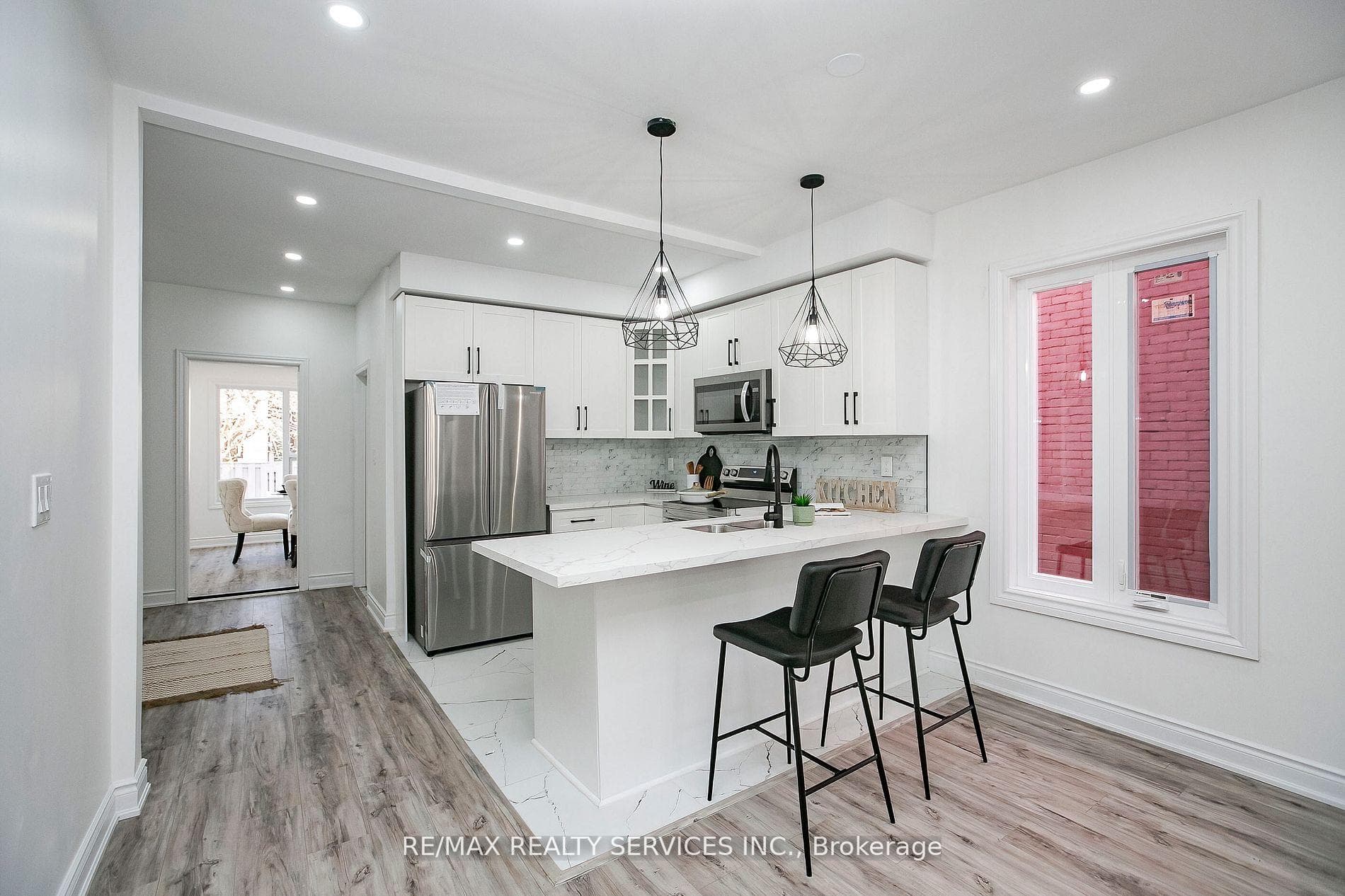 20 Somerset Avenue photo 8