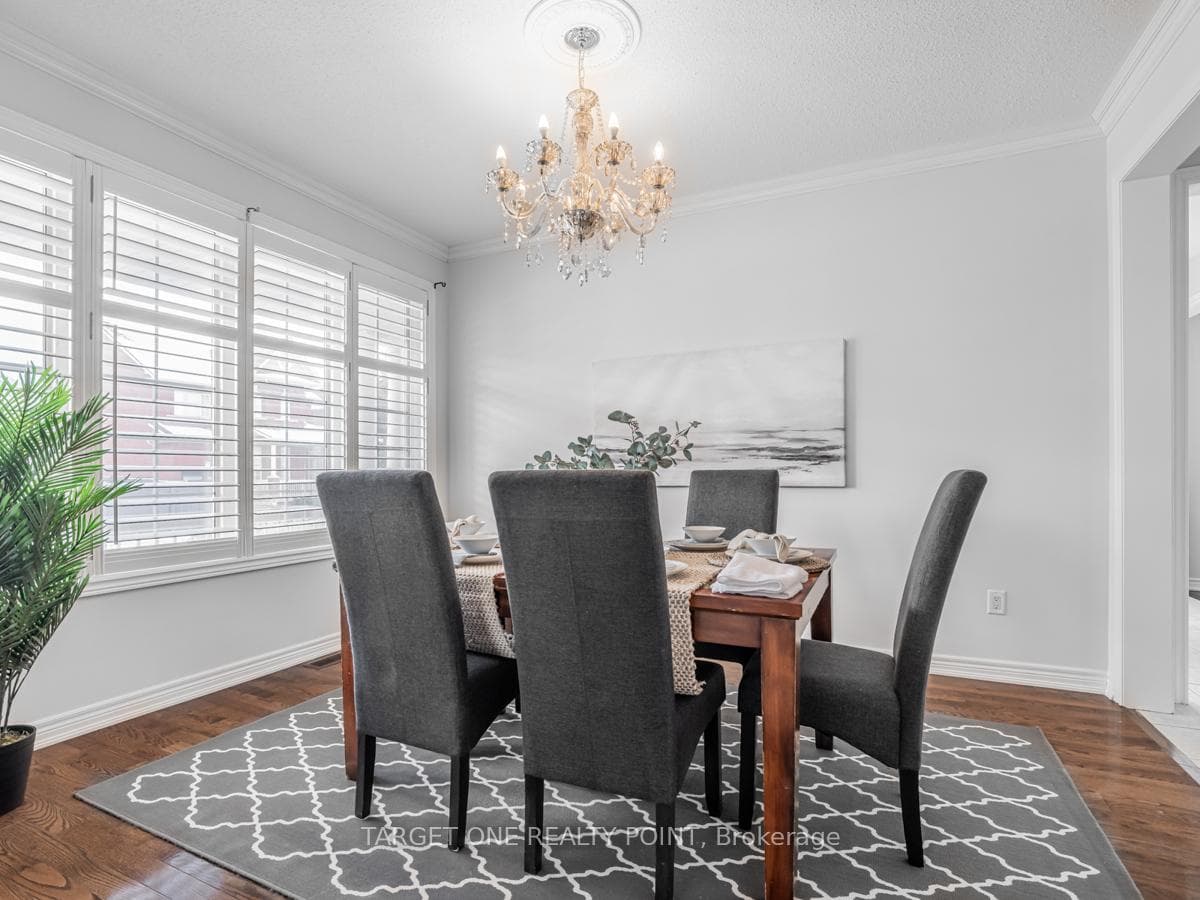 18 Brower Avenue photo 8