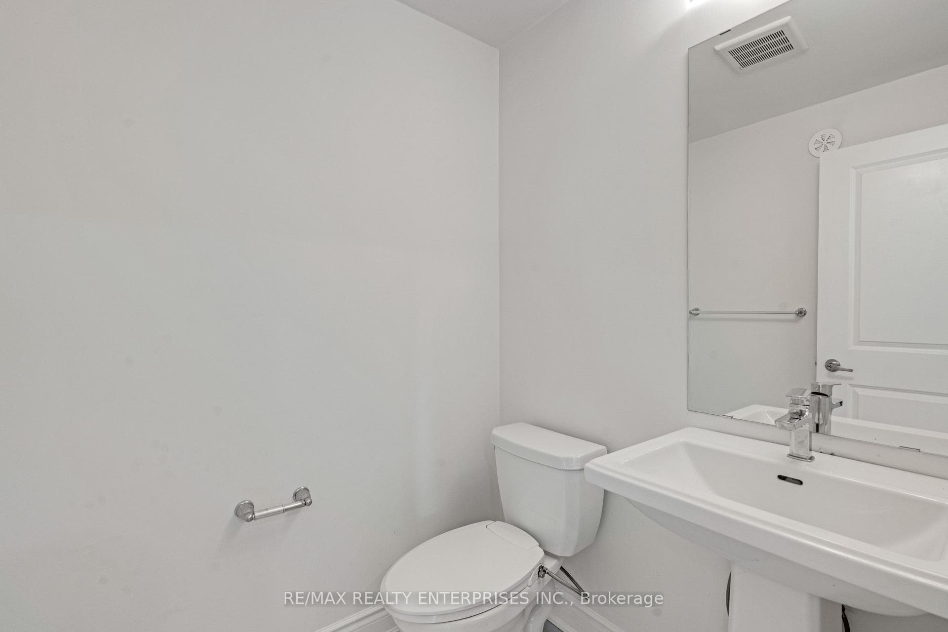 57 Baskett Street photo 30