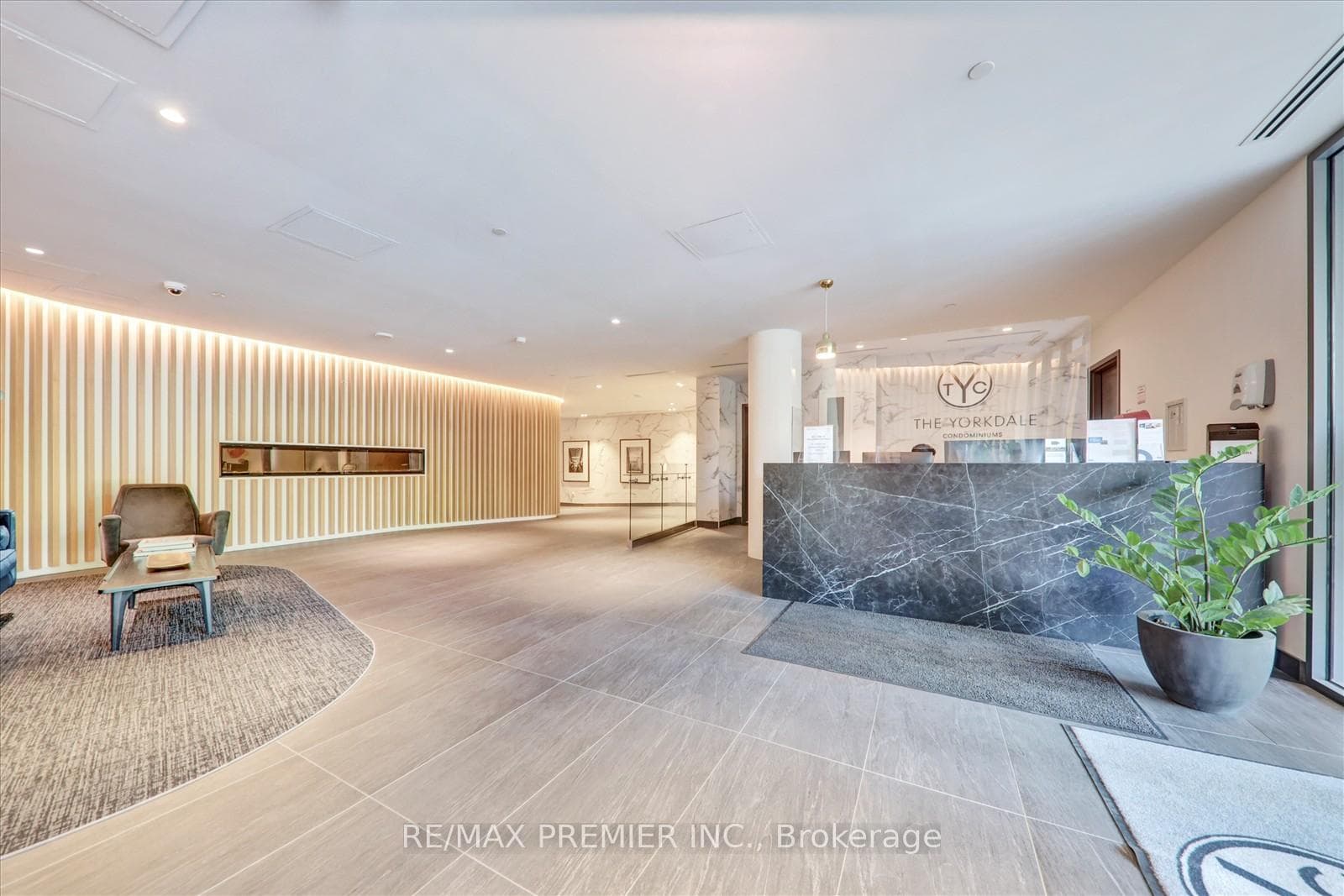 160 Flemington Road Unit 420 photo 7