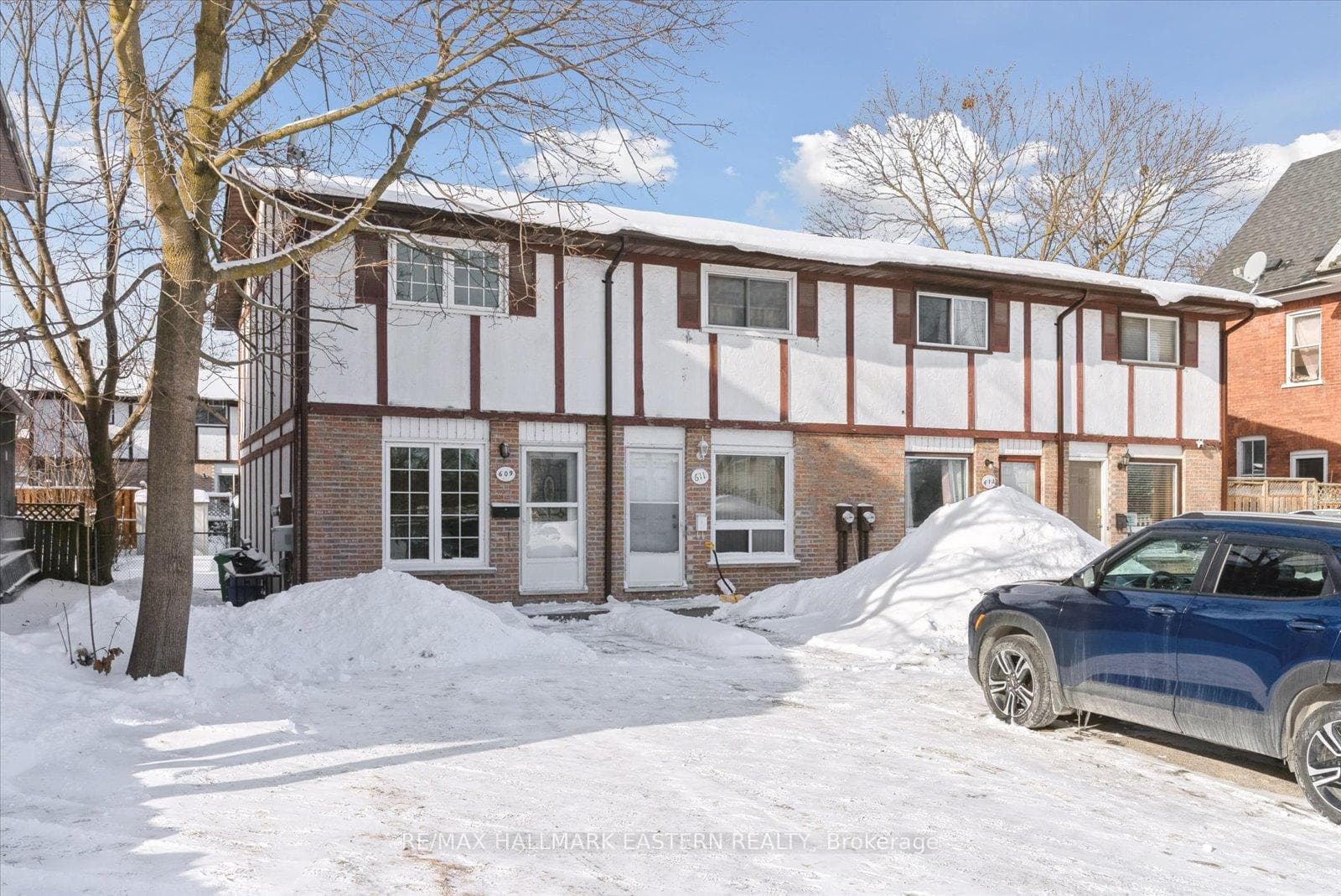 609 Water Street photo 4