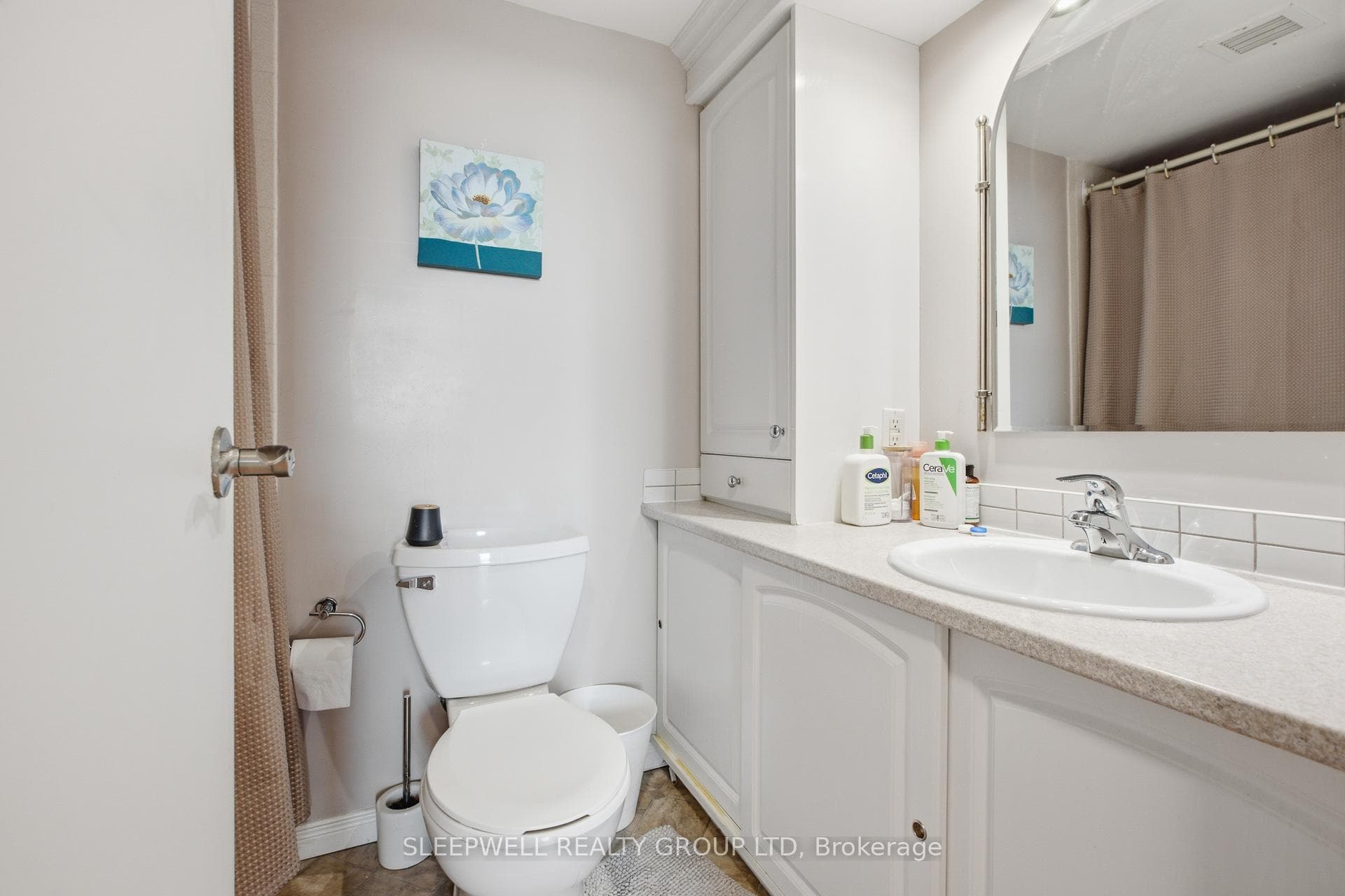 665 Bathgate Drive Unit 712 photo 23