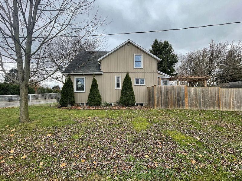 64 Edward Street photo 2