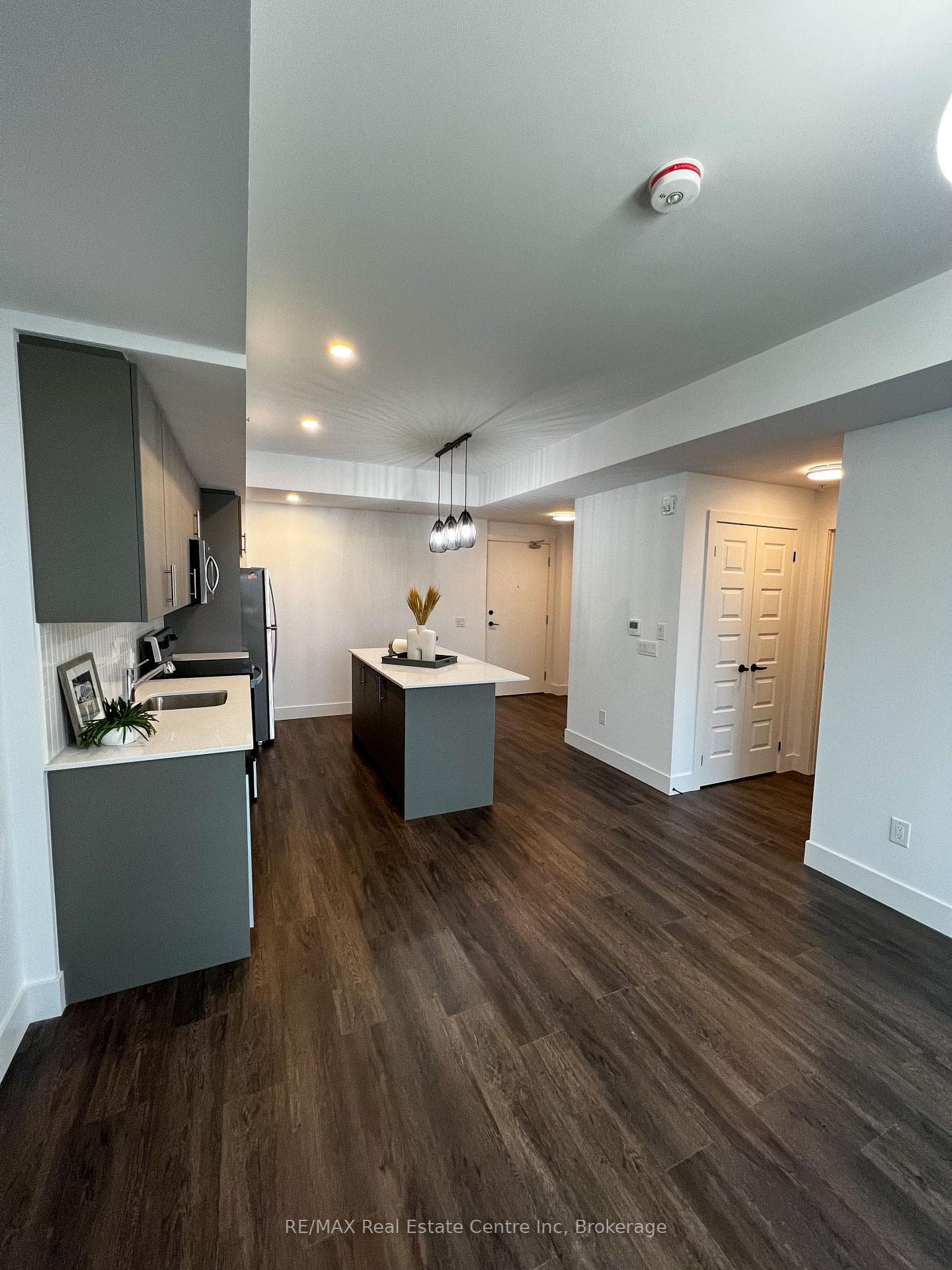 26 Lowes Road Unit 602 photo 6