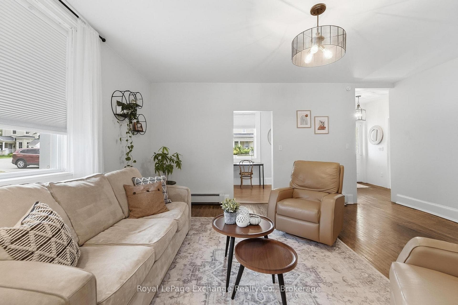 544 Queen Street photo 6