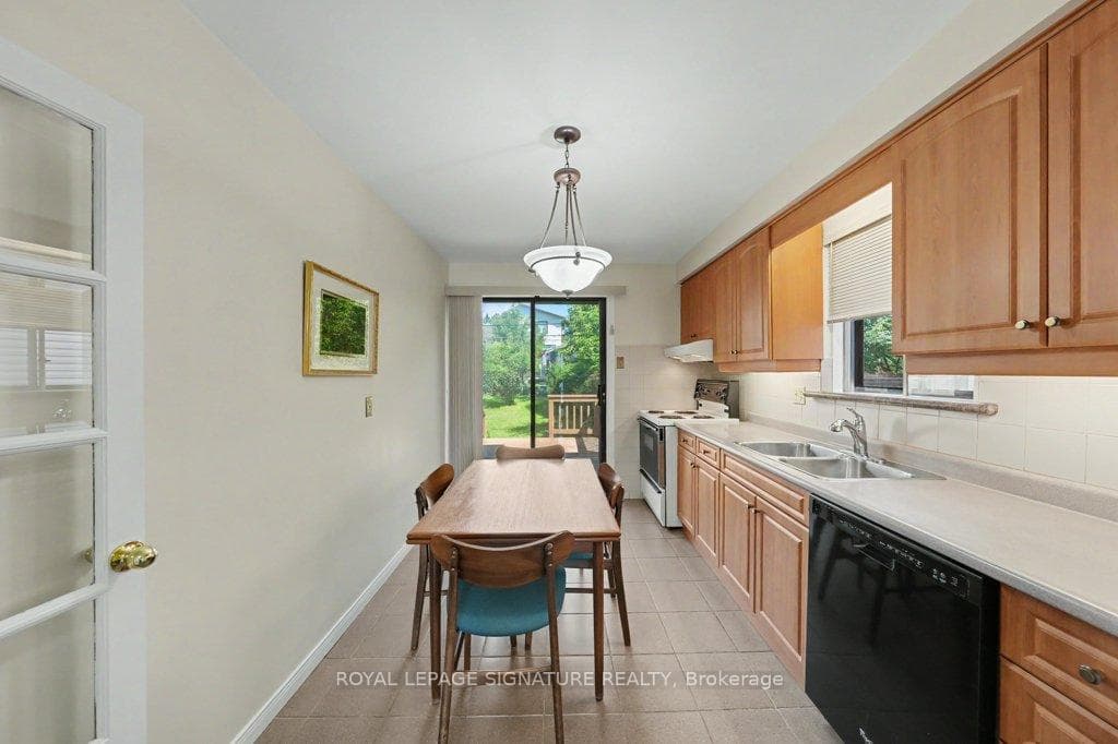 36 Jesmond Avenue photo 16