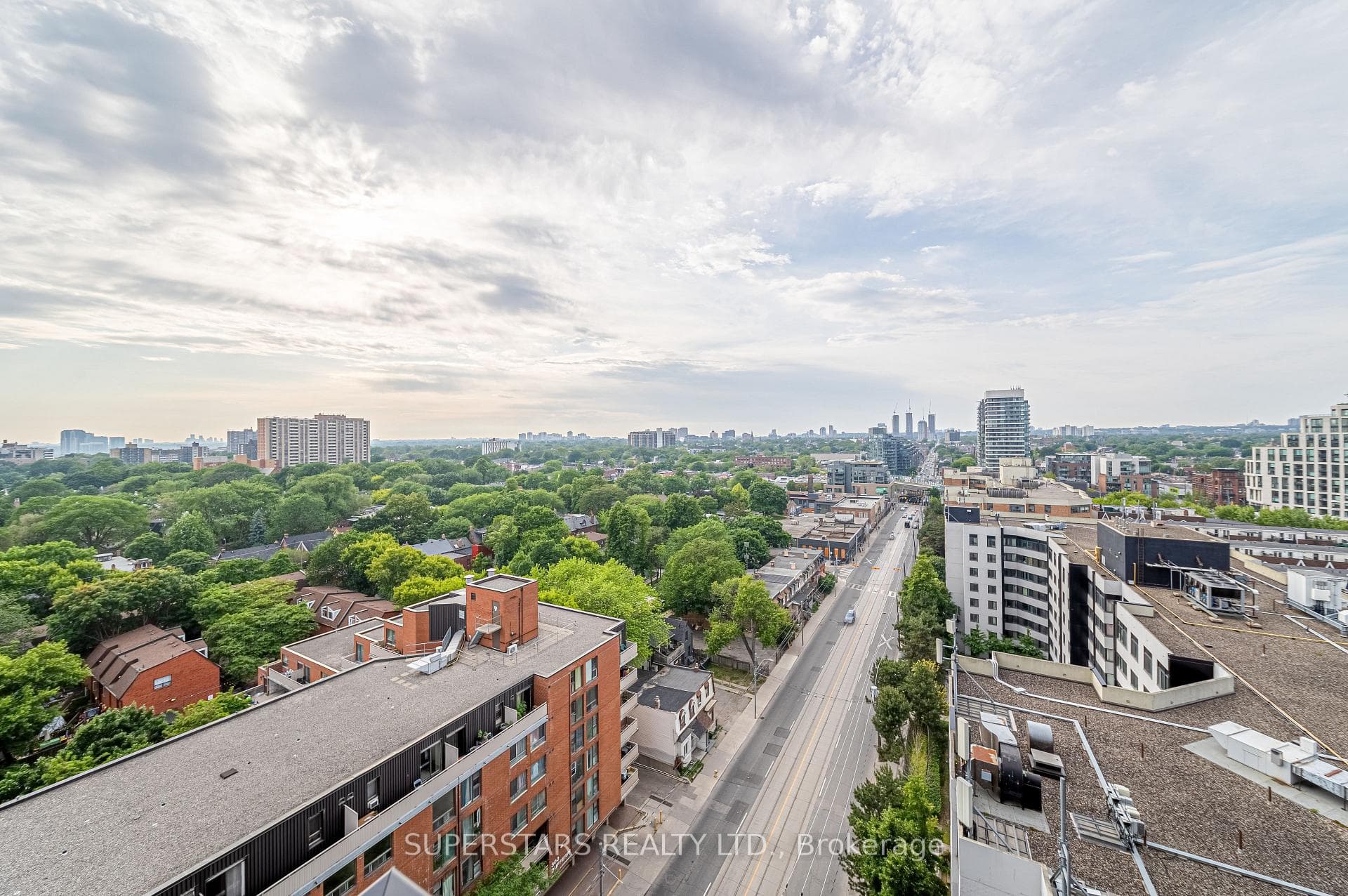 285 Dufferin Street Unit 1124 photo 22