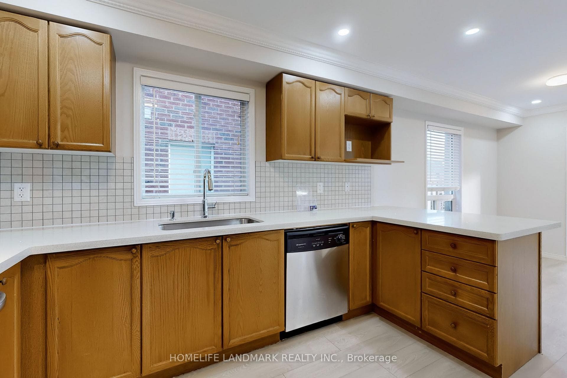 234 Gas Lamp Lane photo 13