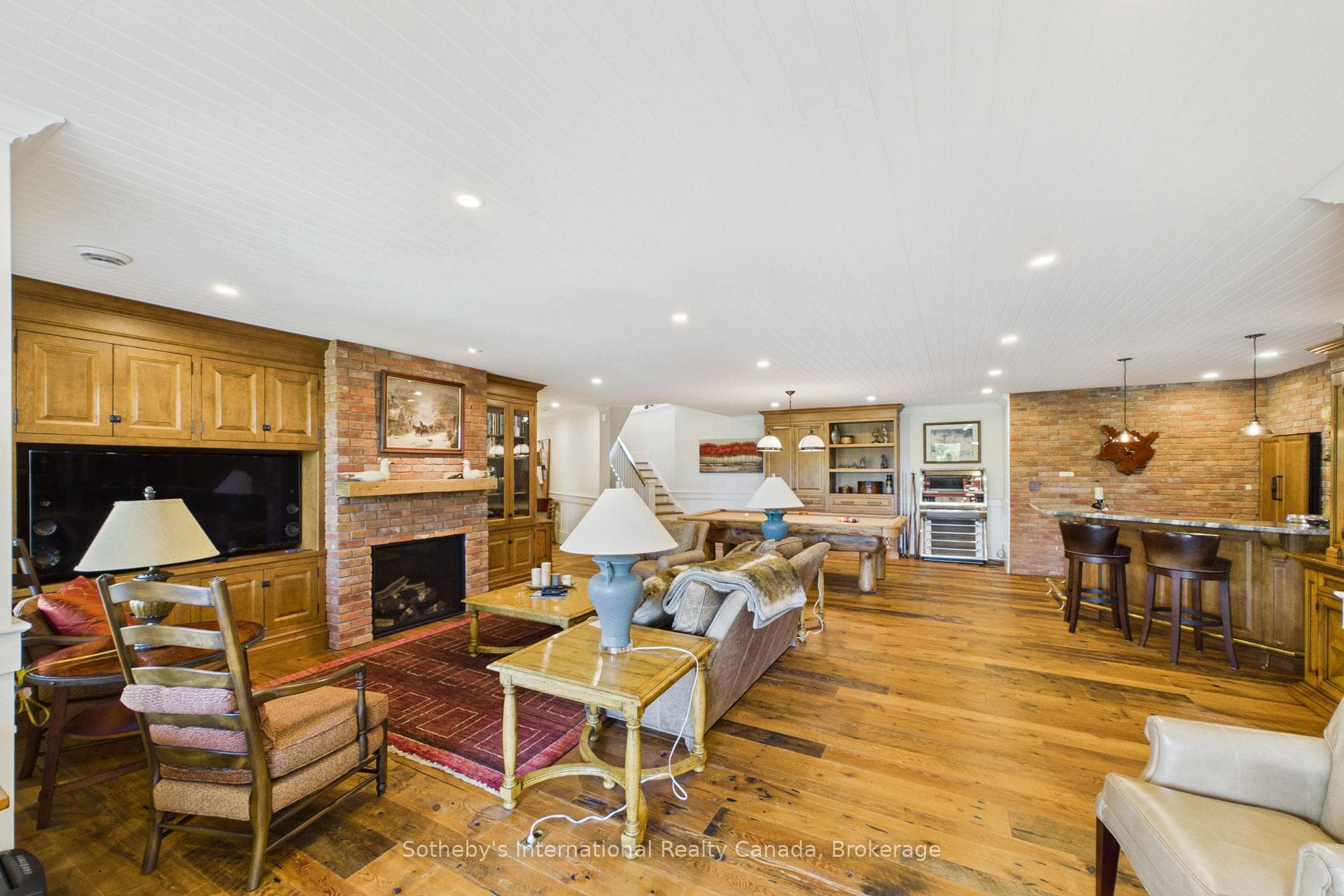 1181 Ashforth Drive photo 23