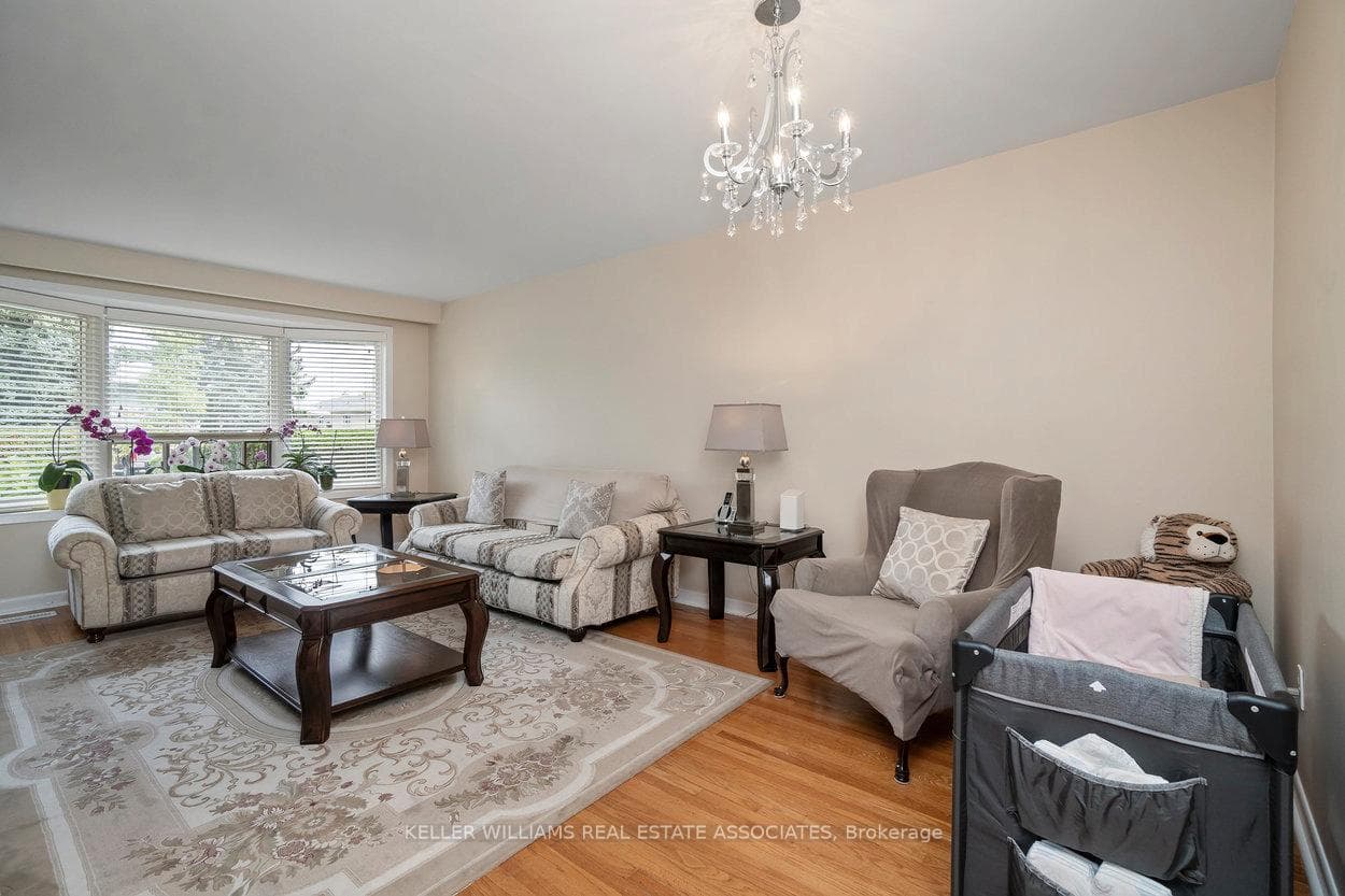 55 Grange Drive photo 7