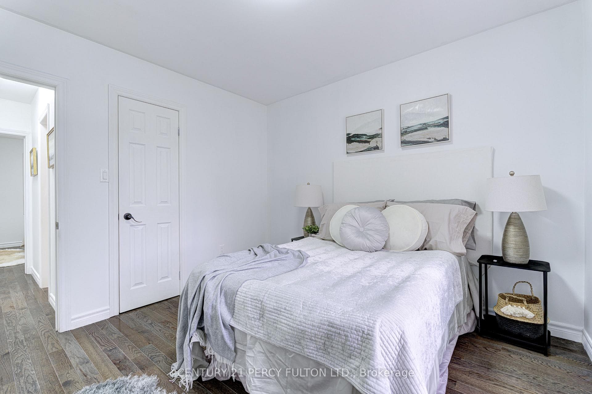 477 Britannia Avenue photo 8