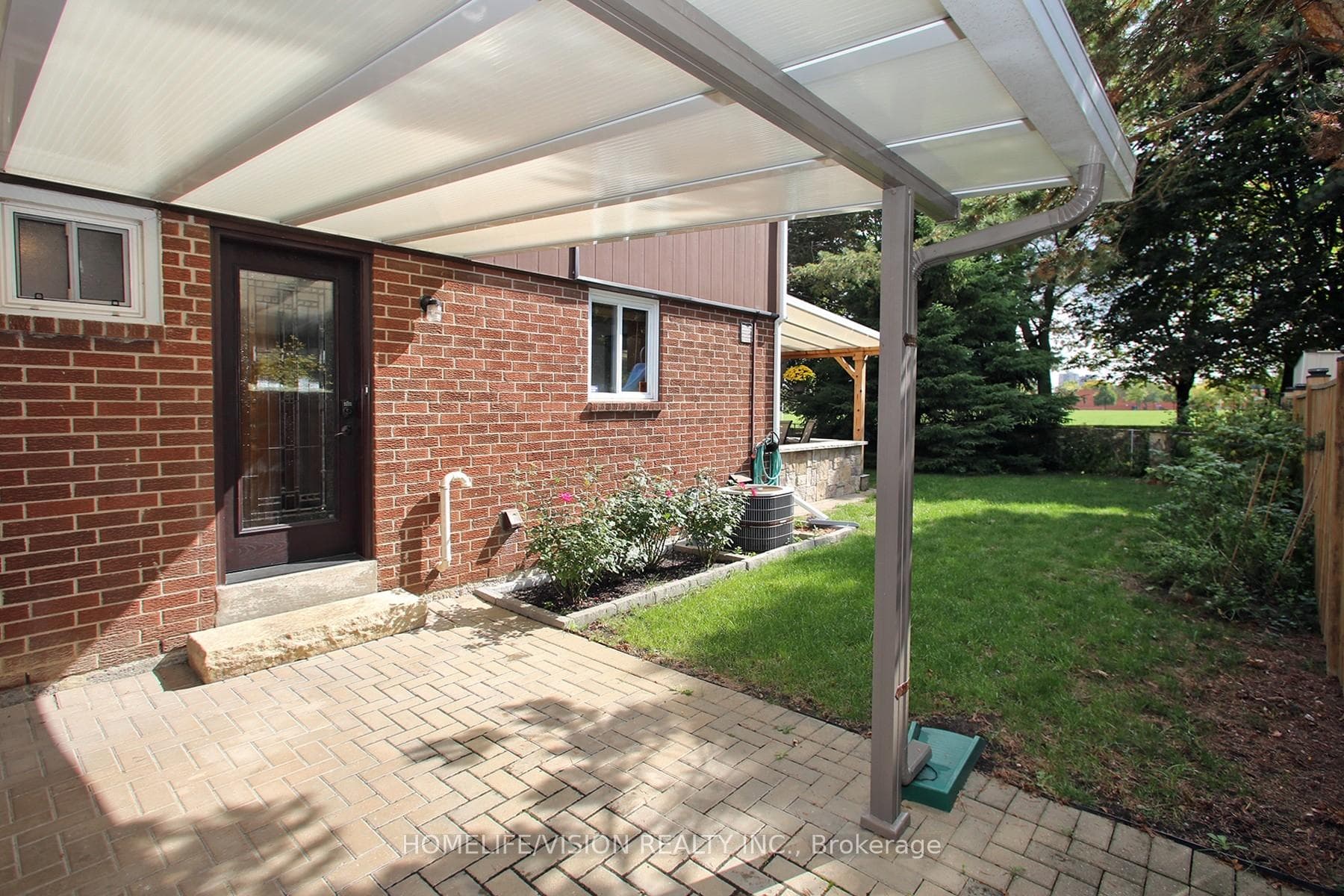 12 Relroy Court photo 29