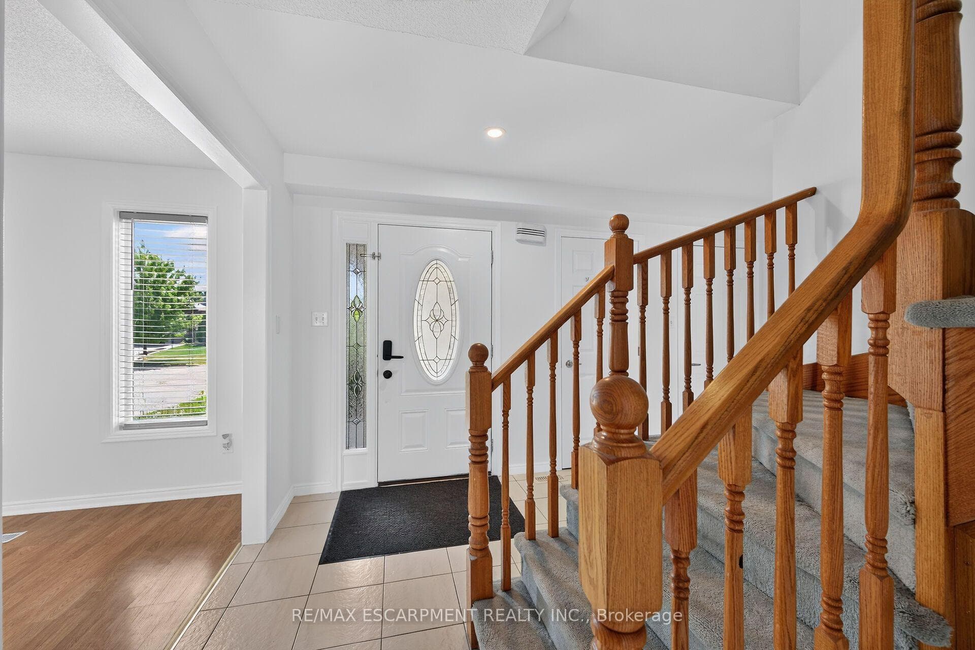 21 Springgarden Crescent photo 4