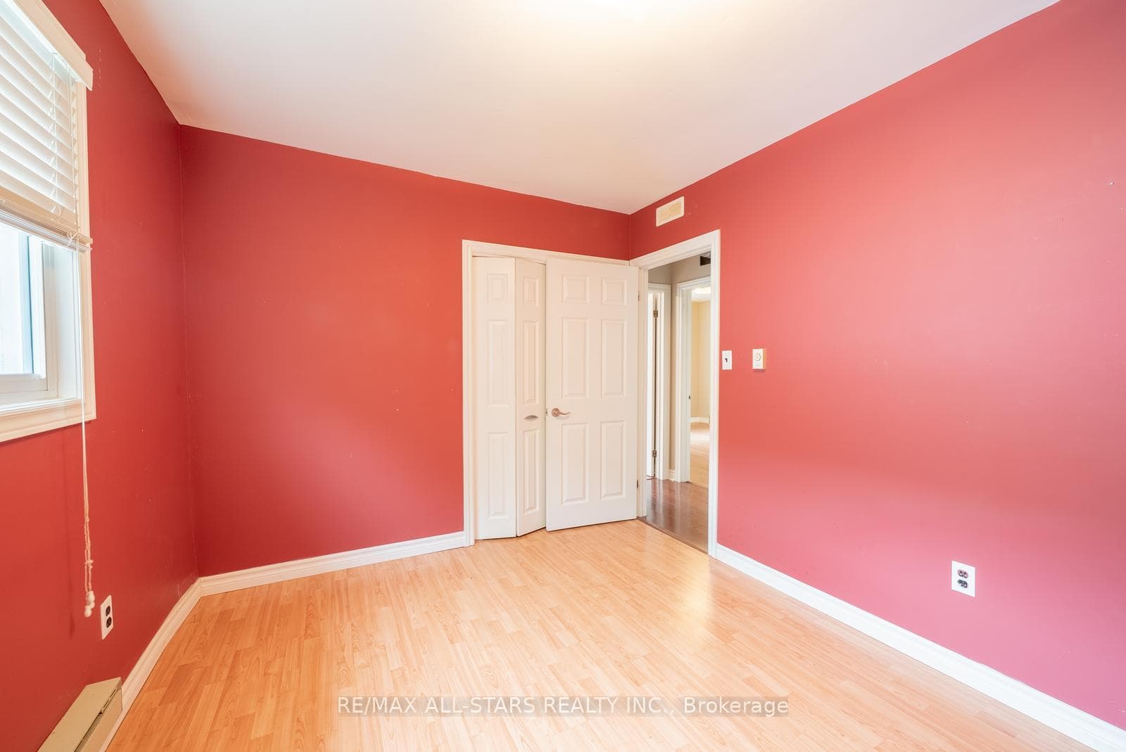 111 Manitoba Street photo 25