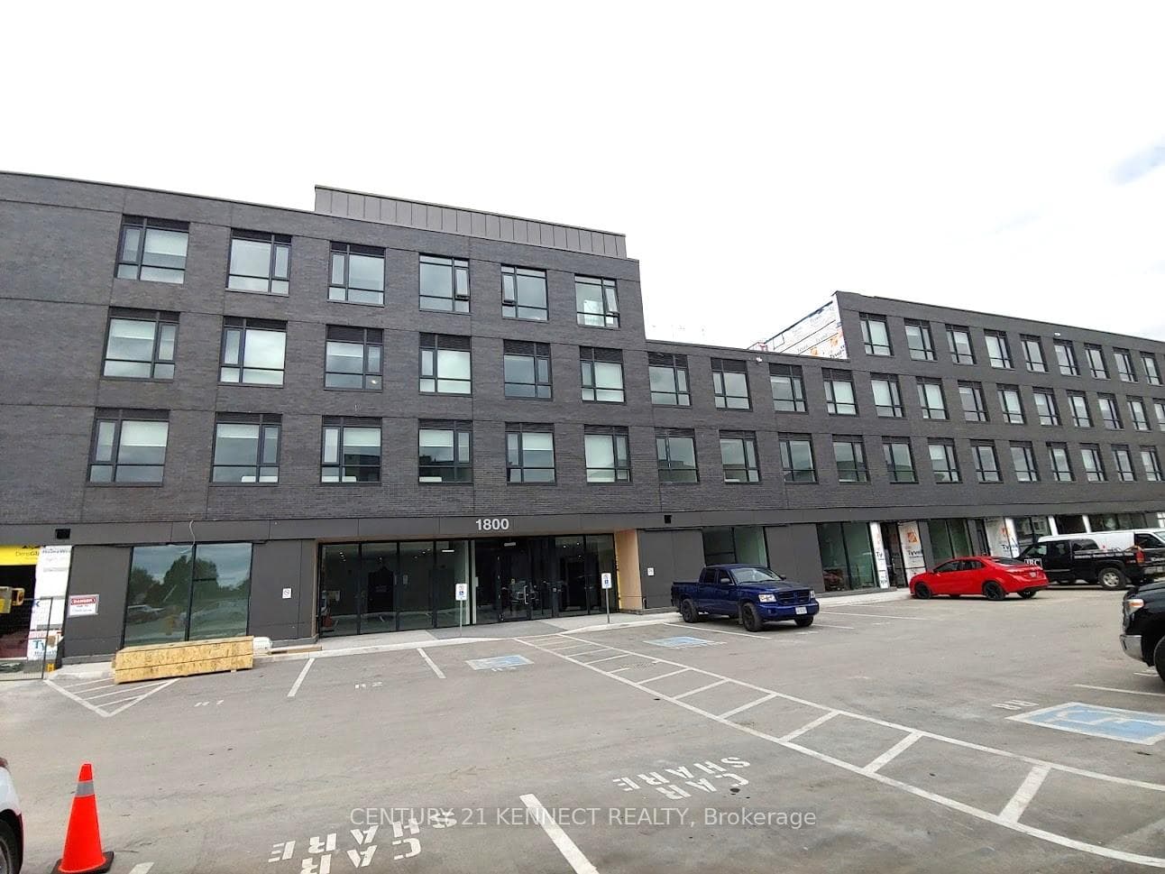 1800 Simcoe Street Unit 208 photo 1
